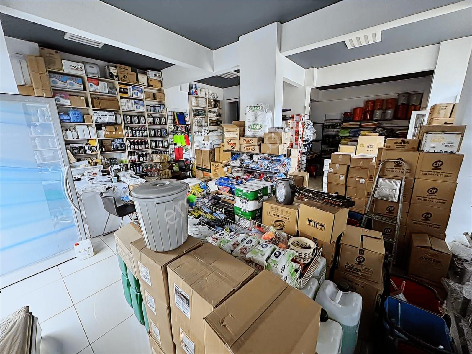 Karadeniz Emlak'tan Kartal Merkeze Yakın Kiracılı Satılık Dükkan - Görsel 3