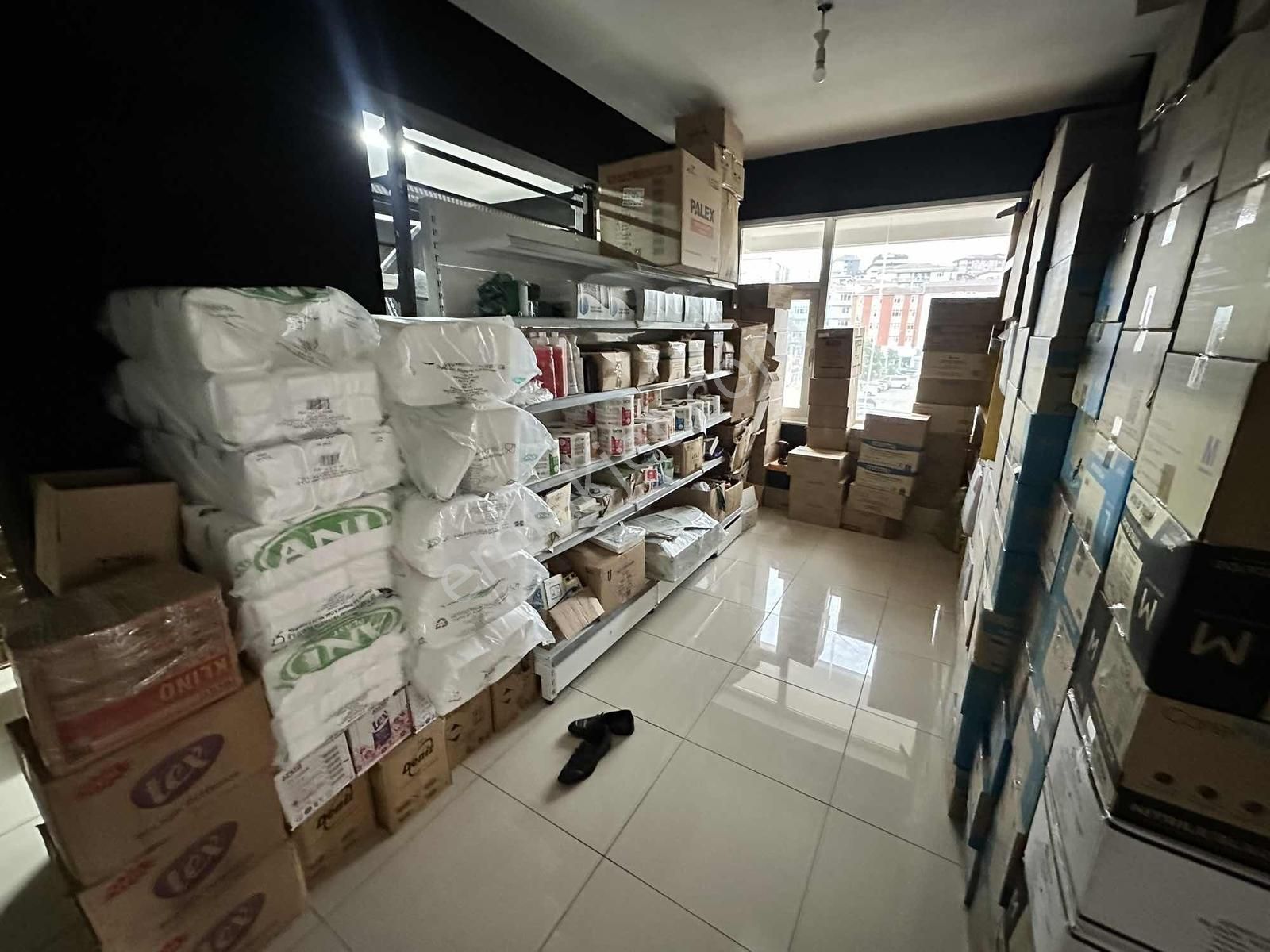 Karadeniz Emlak'tan Kartal Merkeze Yakın Kiracılı Satılık Dükkan - Görsel 17