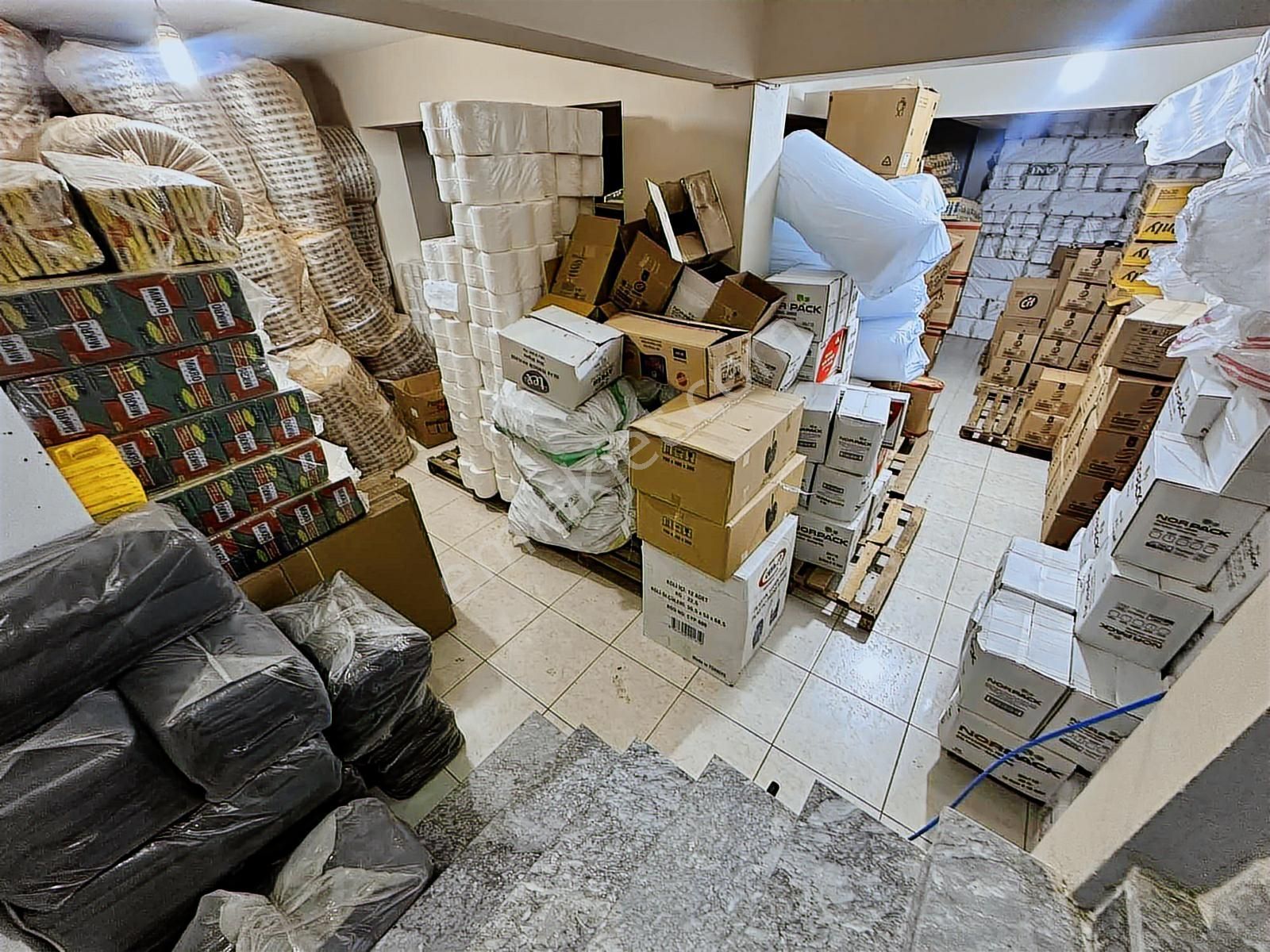 Karadeniz Emlak'tan Kartal Merkeze Yakın Kiracılı Satılık Dükkan - Görsel 6