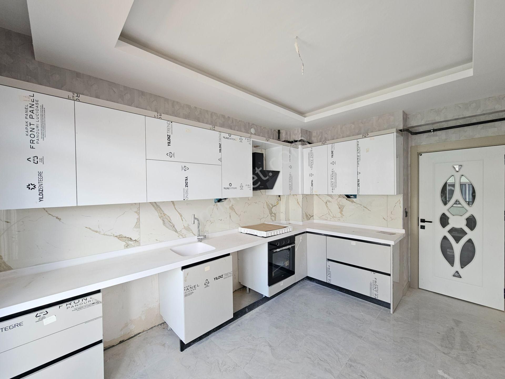 Selahaddin Eyyübi Mh. Ahmet Yesevi Cad. Oldukça Yakın 4+1 Satılık Konya Manzaralı Dubleks Daire