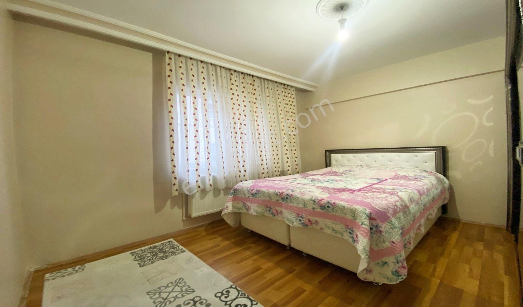 Vadi'den Karakaya'da Yapılı 125 M2 Geniş Kullanım Alanlı 3+1 !!! - Görsel 12