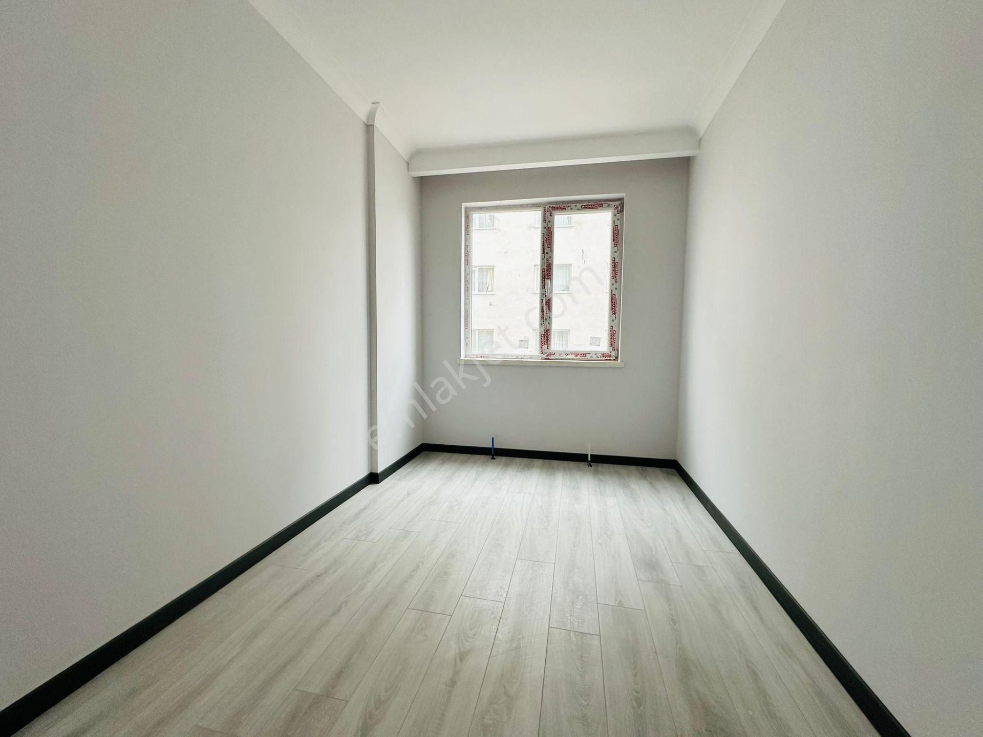 Feridunçelik'te Ultra Lüks Yapılı 3+1 3.katta Satılık Sıfır Daire !! - Görsel 13