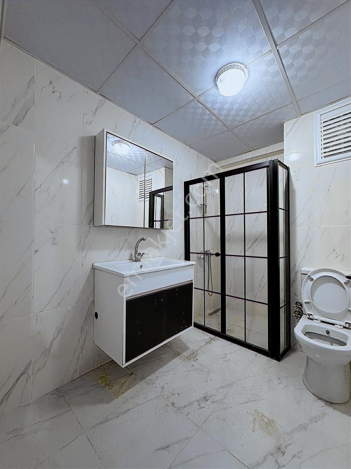 Çobançeşme'de Acil Satılık 3+1 Modern Daire Fırsatı - Görsel 3