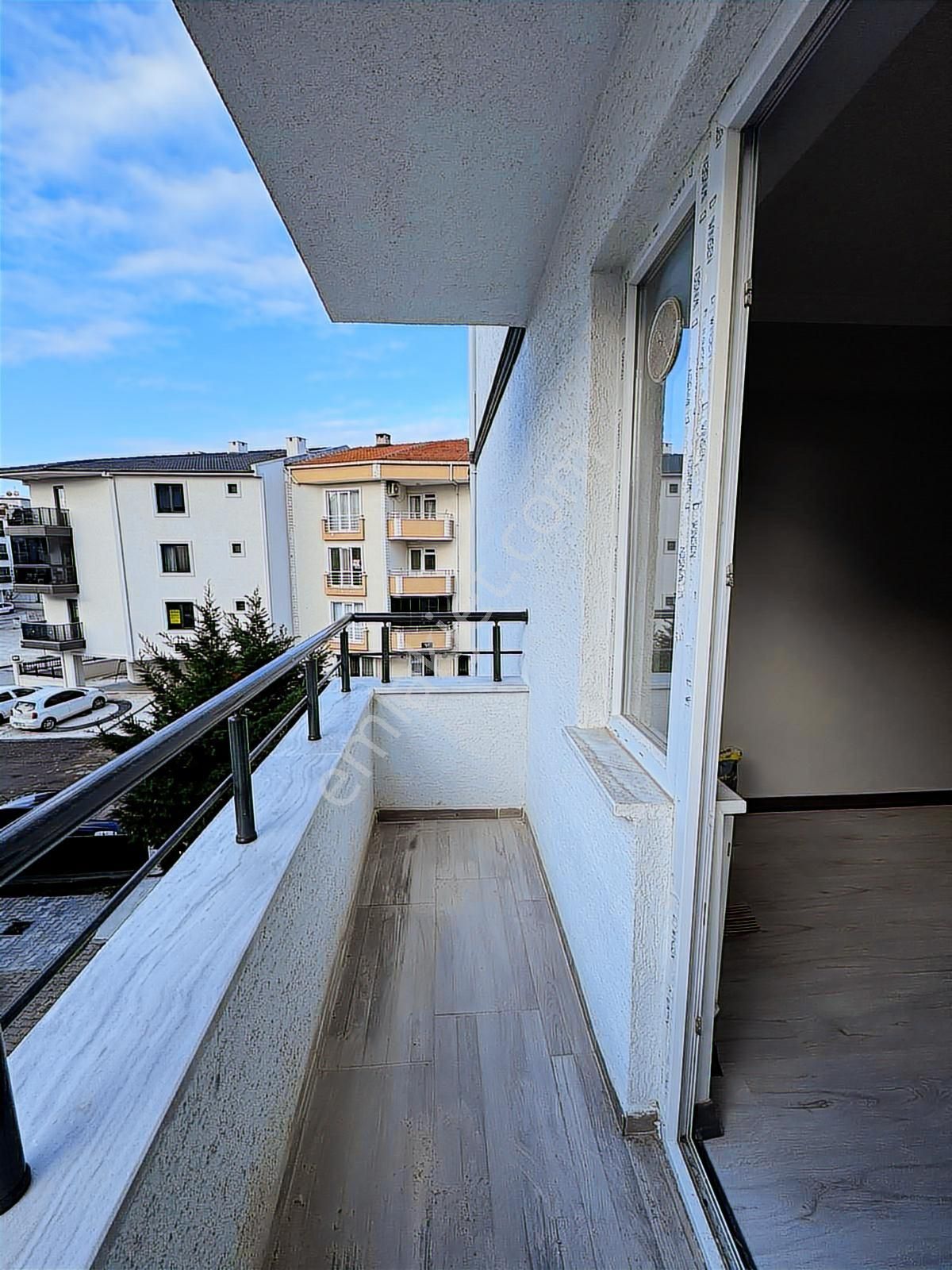 Çobançeşme'de Acil Satılık 3+1 Modern Daire Fırsatı - Görsel 6