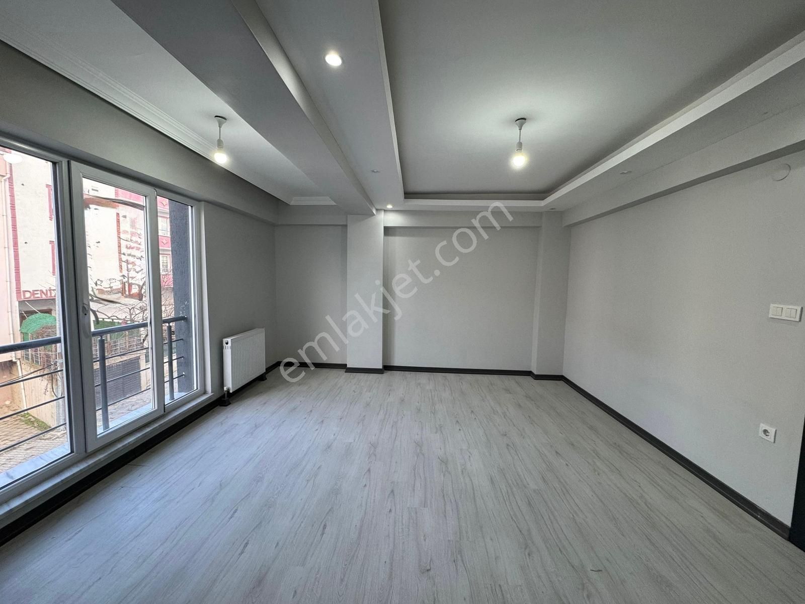 Çobançeşme'de Acil Satılık 3+1 Modern Daire Fırsatı - Görsel 7