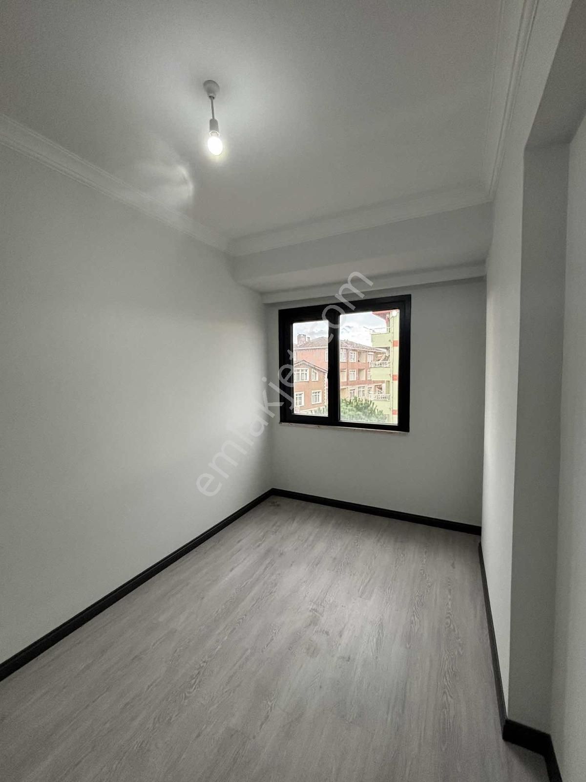 Hürriyet Mahallesinde Satılık 3+1 Daire - Görsel 13