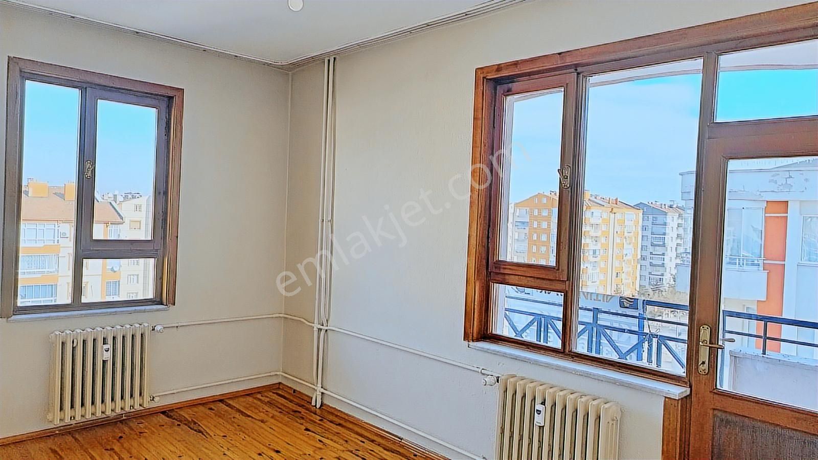 Karatay Tramvay Yanında 145 M2 3+1 Banyolu-kilerli Kiralık Daire - Görsel 14