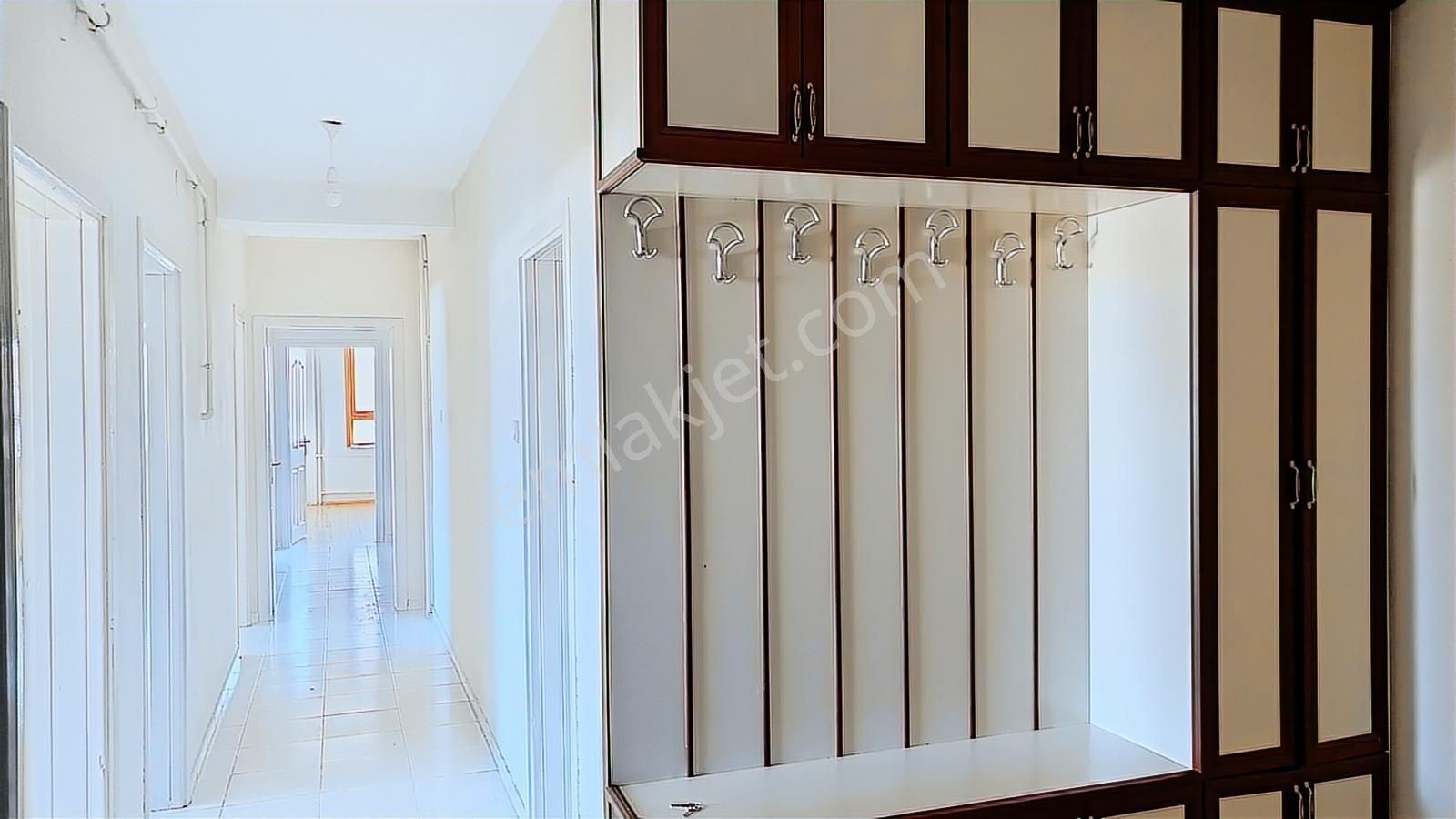 Karatay Tramvay Yanında 145 M2 3+1 Banyolu-kilerli Kiralık Daire - Görsel 6