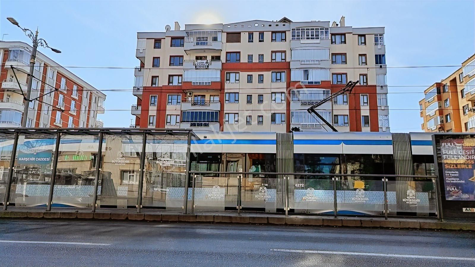 Karatay Tramvay Yanında 145 M2 3+1 Banyolu-kilerli Kiralık Daire - Görsel 11