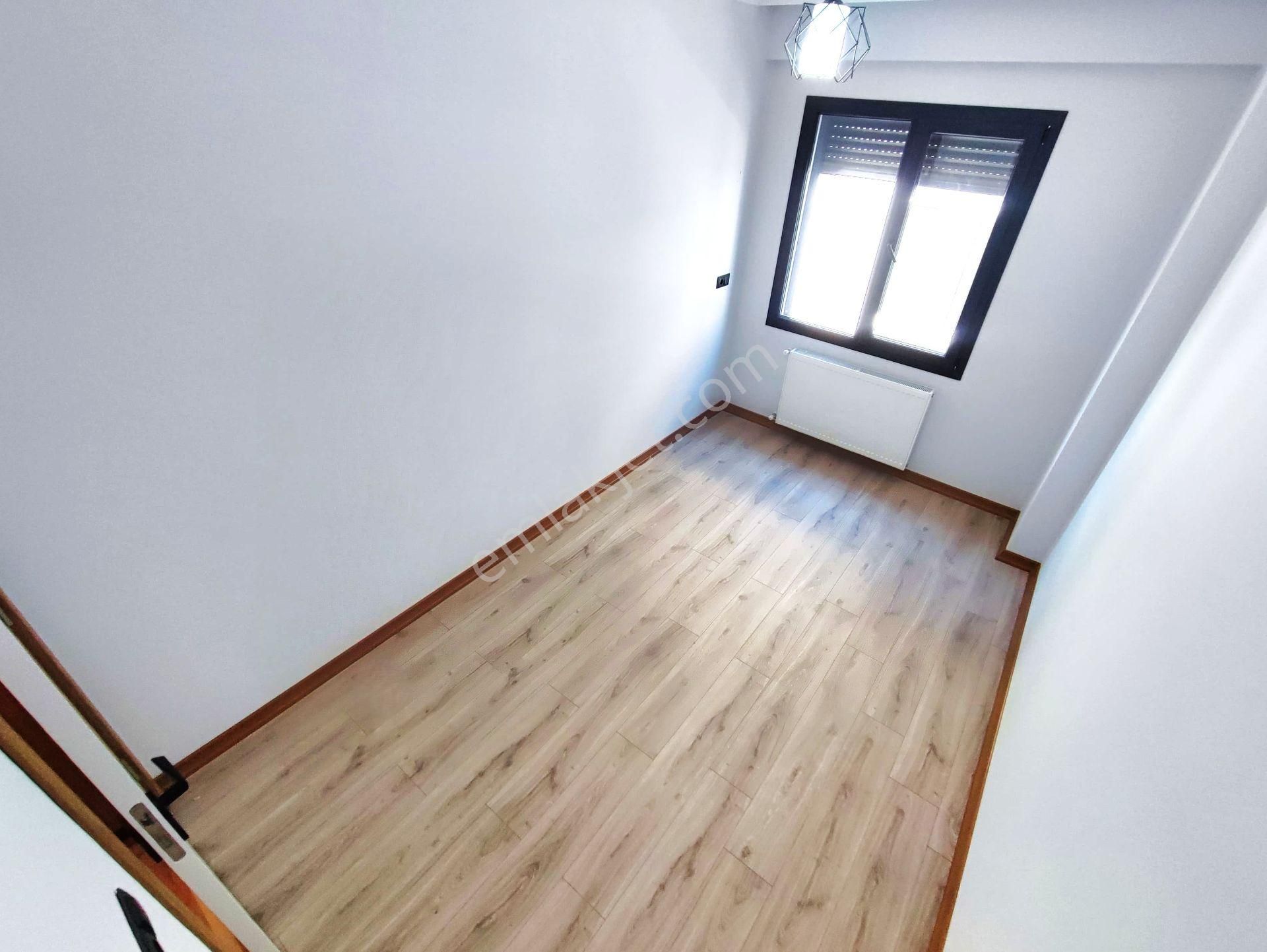 Akçay'da Aygülden Sıfır Ön Cephe Ayrı Mutfak Ebeveyn Banyolu Geniş Cam Balkonlu 2+1 Satılık Daireler - Görsel 22