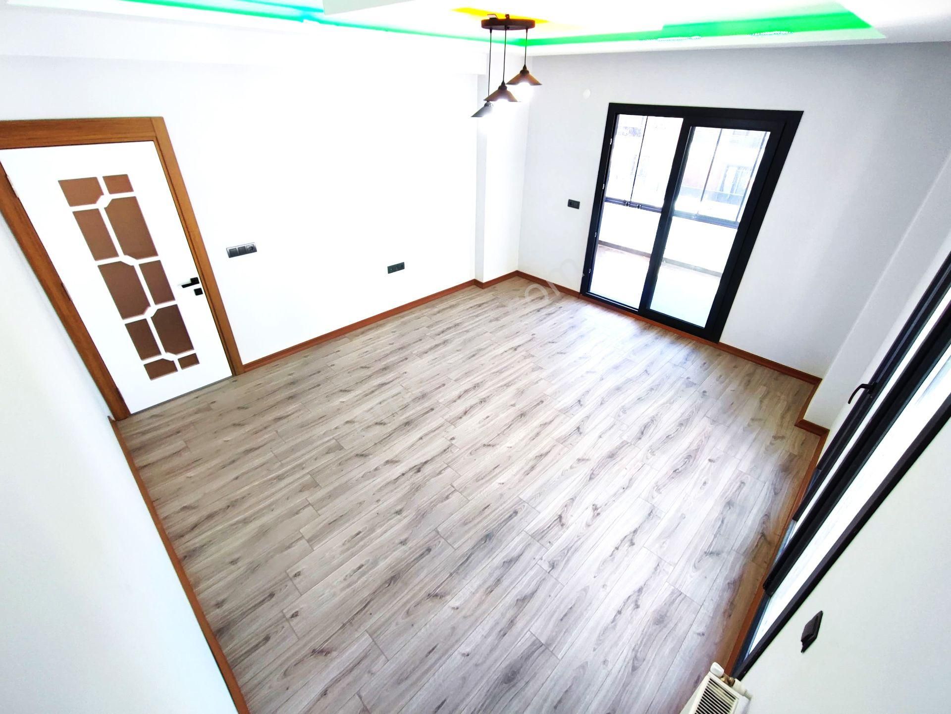 Akçay'da Aygülden Sıfır Ön Cephe Ayrı Mutfak Ebeveyn Banyolu Geniş Cam Balkonlu 2+1 Satılık Daireler - Görsel 9