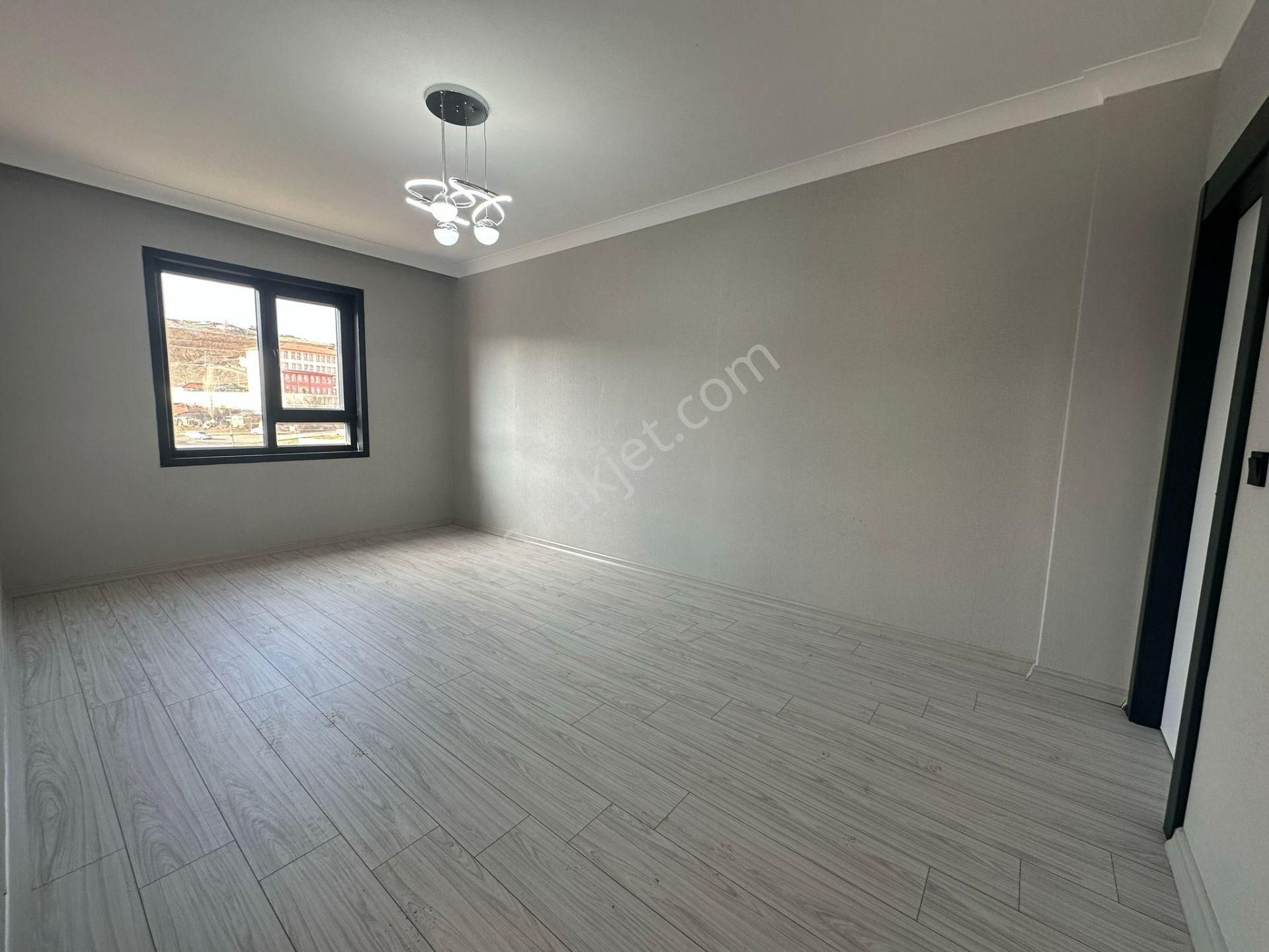 Keçiörende Sıfır Orta Katta Sıfır 3+1caddeüstü Alttan Isınma Daire - Görsel 18