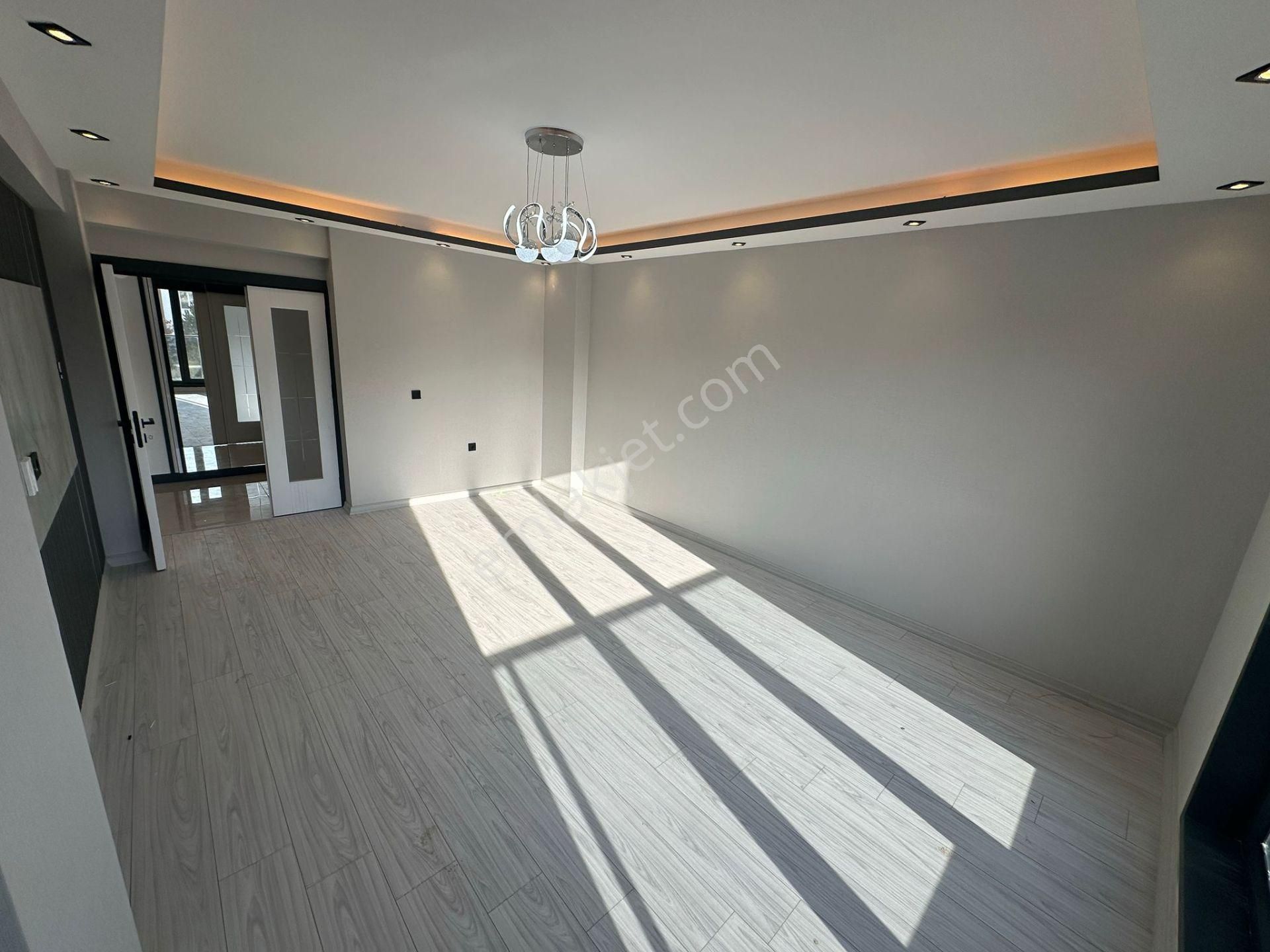 Keçiörende Sıfır Orta Katta Sıfır 3+1caddeüstü Alttan Isınma Daire - Görsel 16