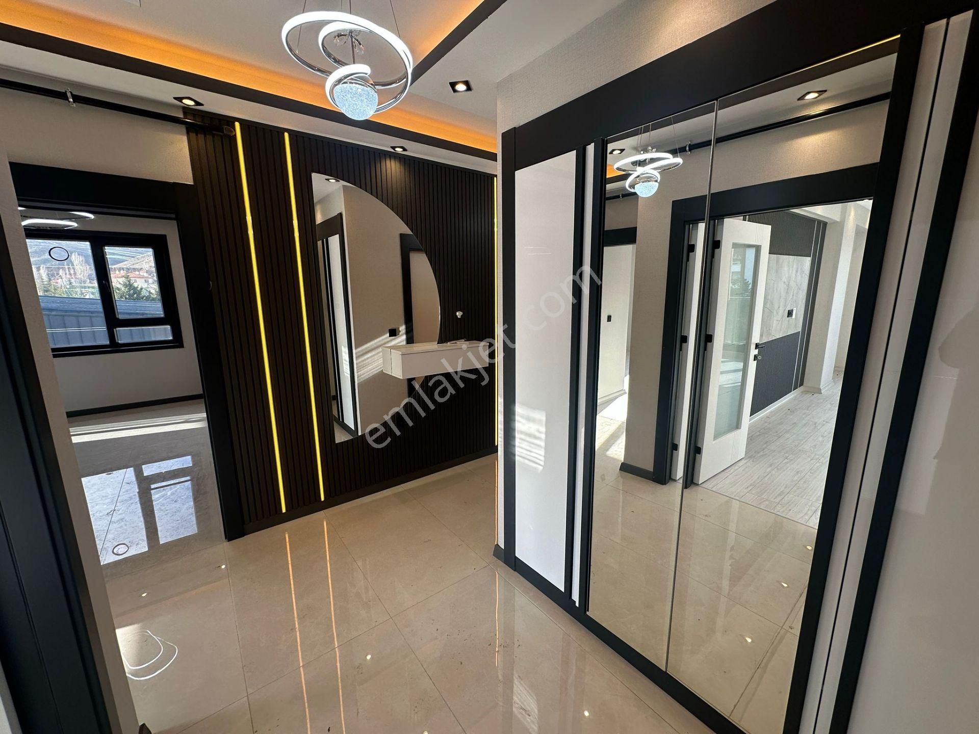 Keçiörende Sıfır Orta Katta Sıfır 3+1caddeüstü Alttan Isınma Daire - Görsel 21