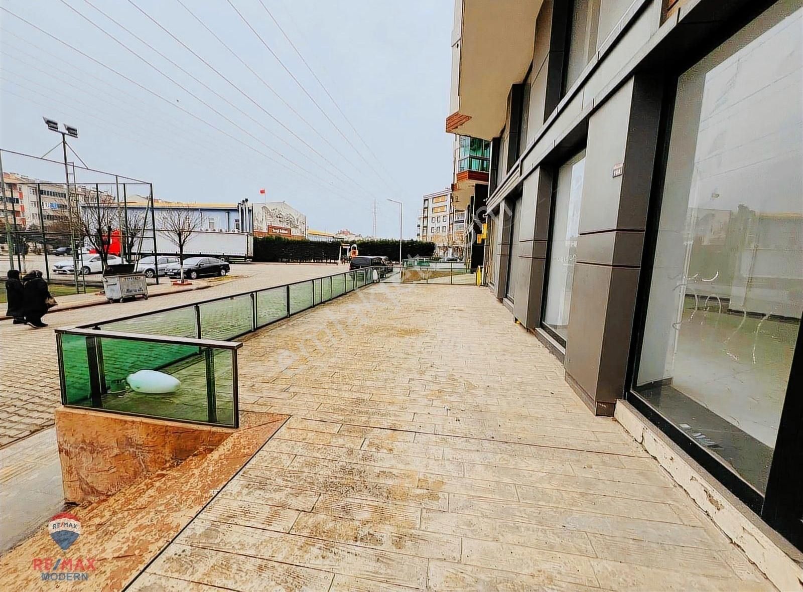 Samet'ten Kiralık 415 M2 3 Katlı Dükkan - Görsel 8