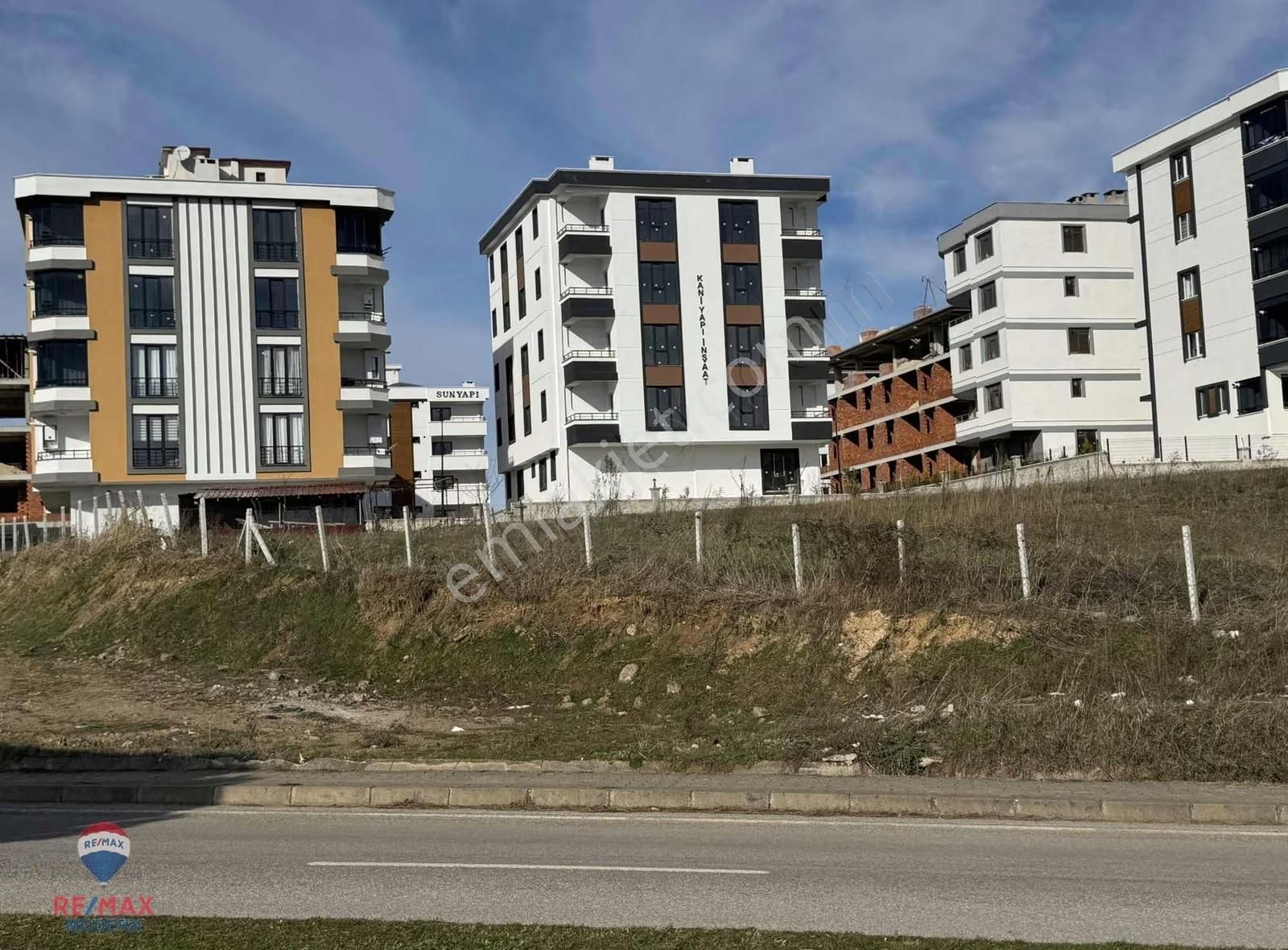 Atakum Toplu Konut Bulvarına Cephe Satılık 1+1 Daire - Görsel 10