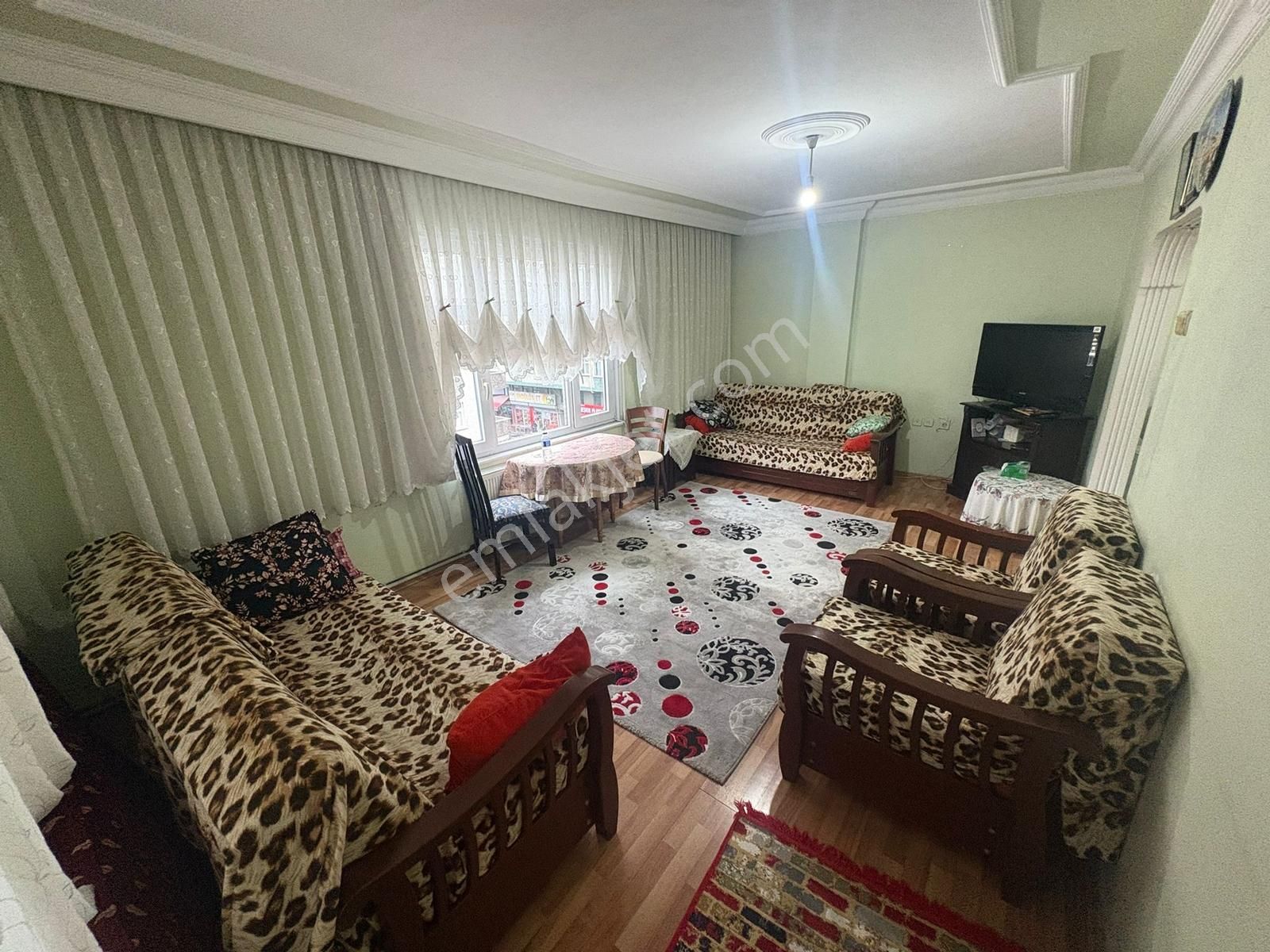 Aydın.inş Cebeci Mah 2+1 3.kat 100m2 Ful Eşyalı Haseheki Yürüme