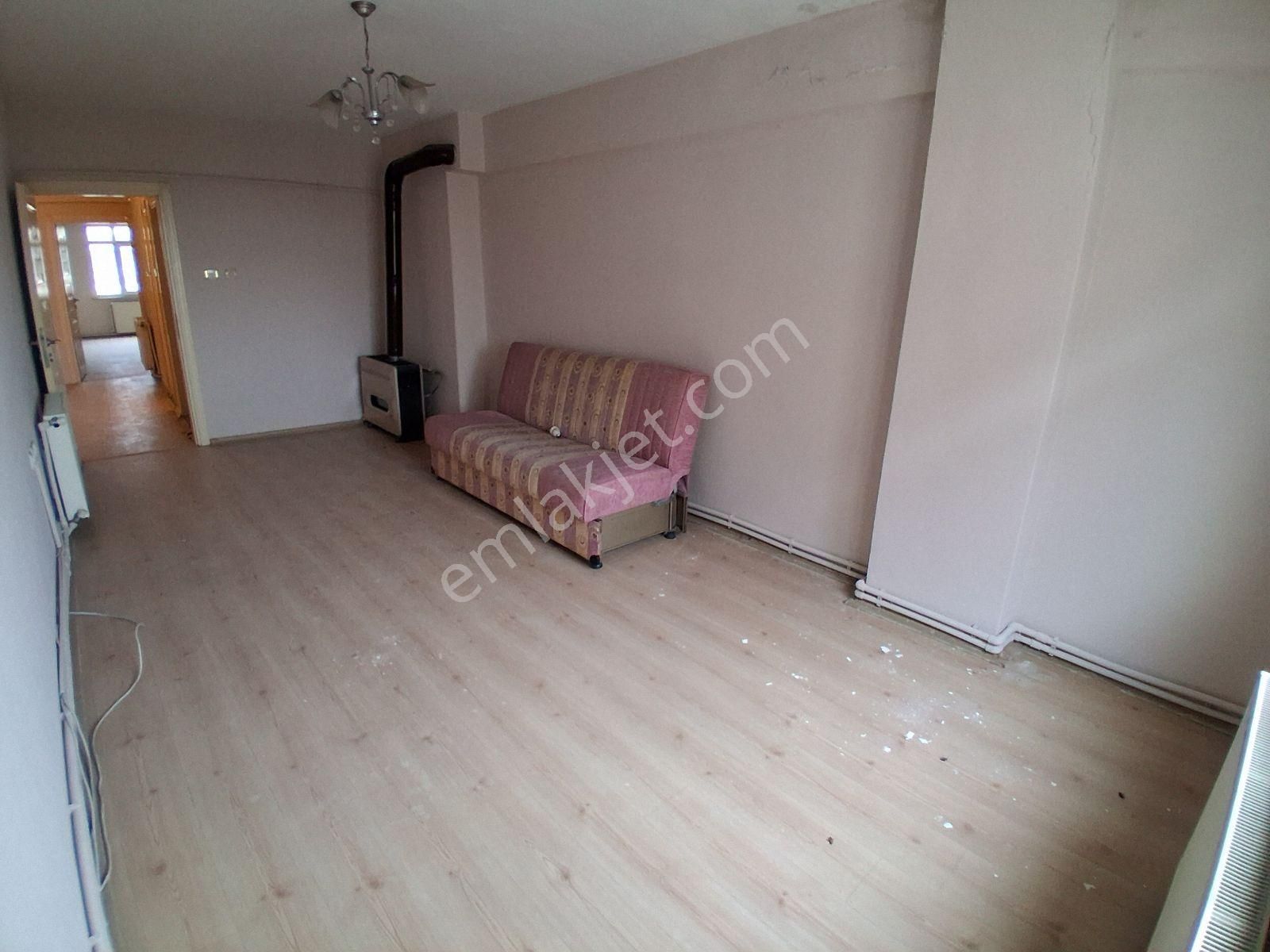 Yeşilova'da 2+1 Kiralık Yıkıma Kadar Kısa Süreliğine - Görsel 4