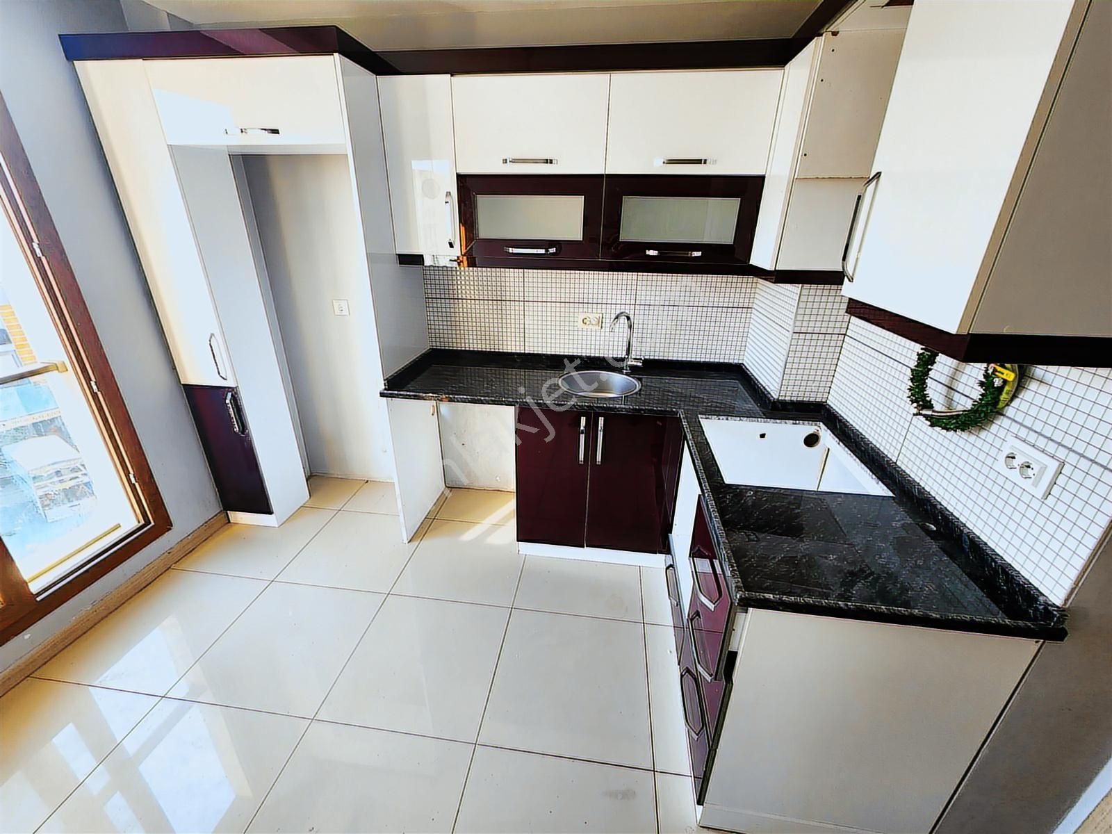 Remax Armadan, Buca İnönü Mah.de, Site İçi, 2+1, Satılık Daire - Görsel 22