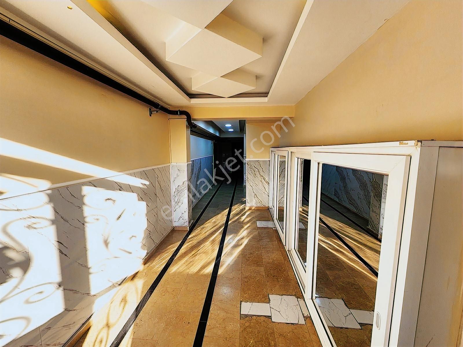 Remax Armadan, Buca İnönü Mah.de, Site İçi, 2+1, Satılık Daire - Görsel 8