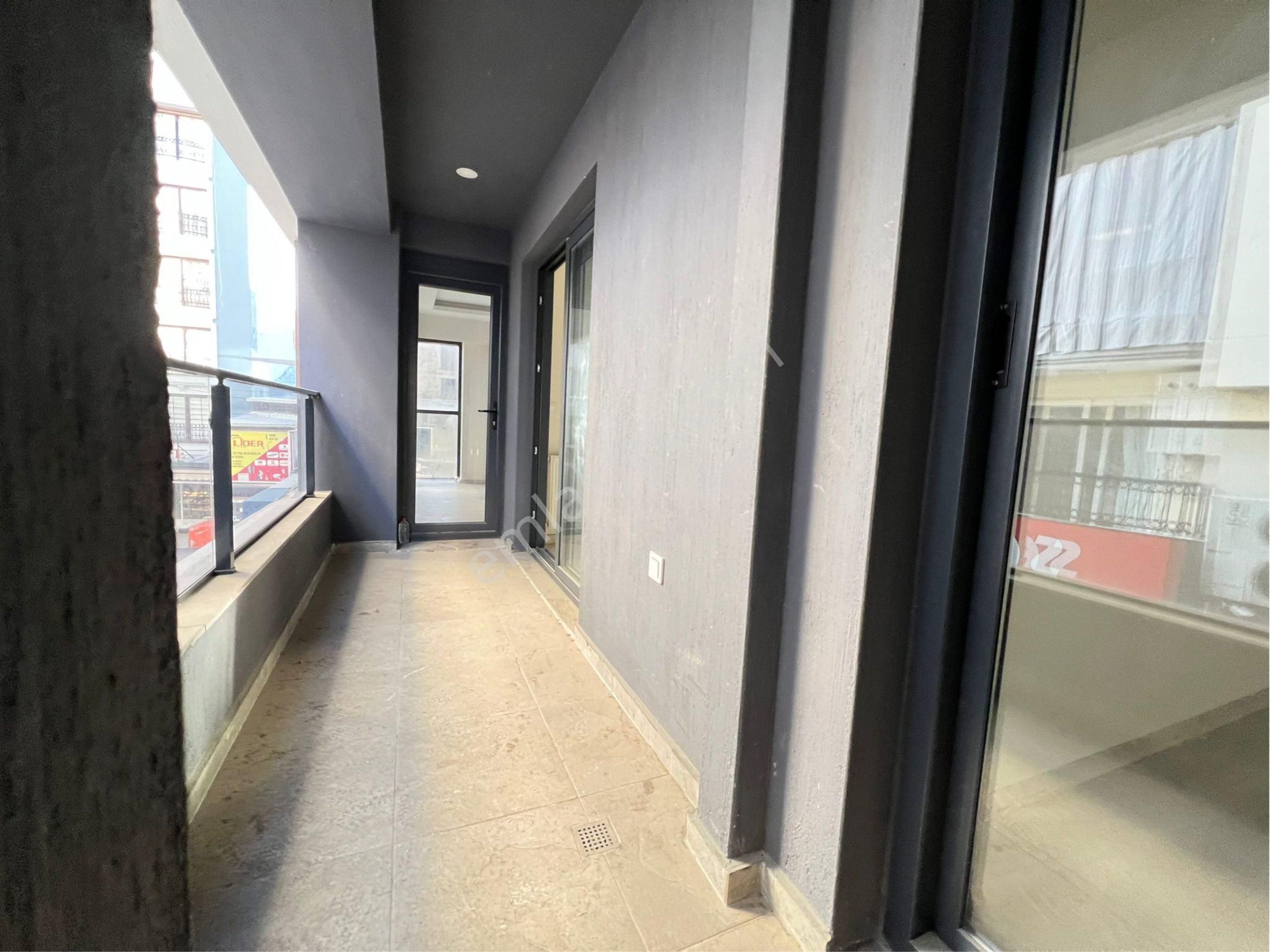 Akalın'dan Bozyaka'da Cadde Üzeri Asansörlü Otoparklı 3+1 Daire - Görsel 31