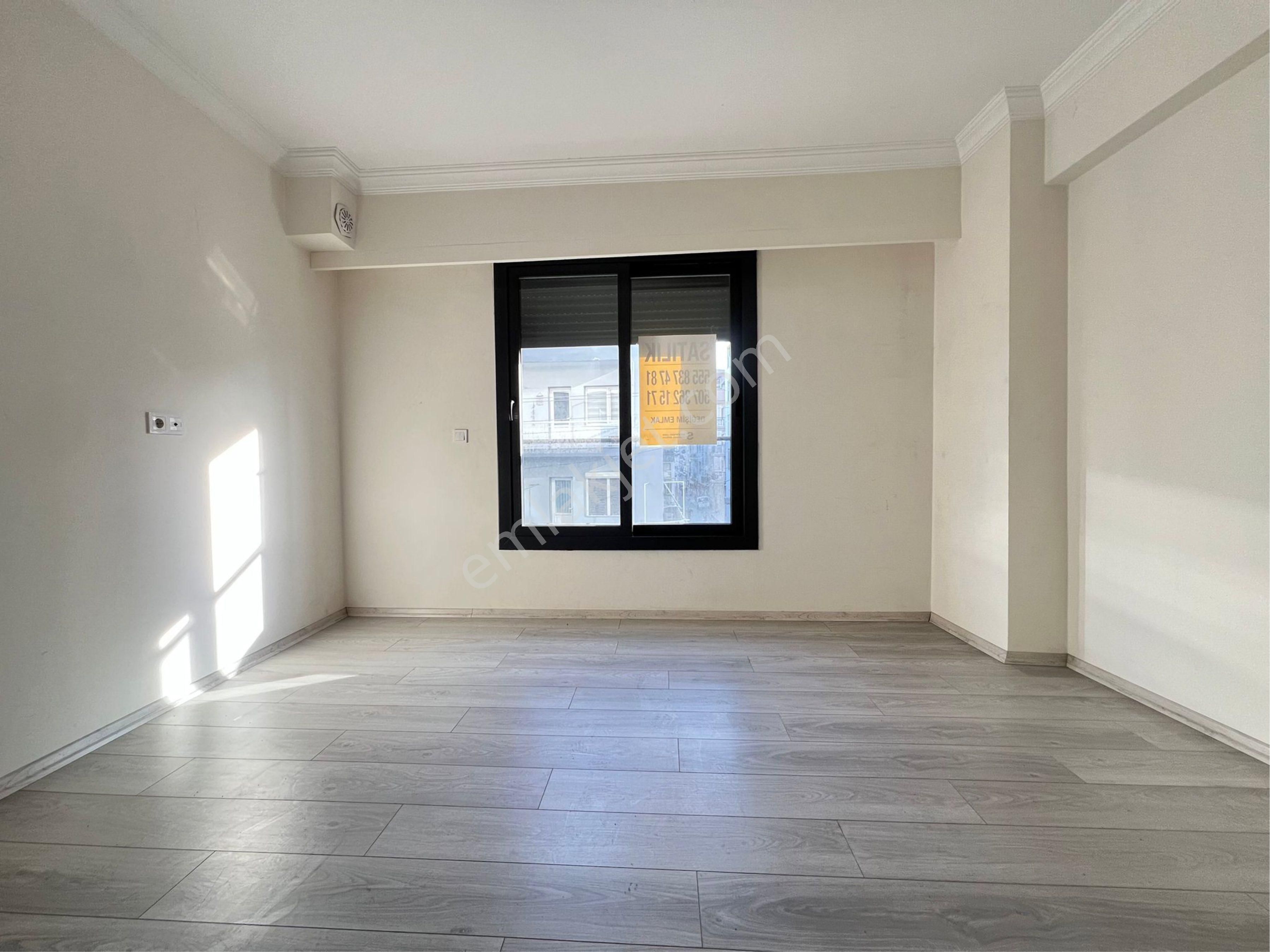 Akalın'dan Bozyaka'da Cadde Üzeri Asansörlü Otoparklı 3+1 Daire - Görsel 15