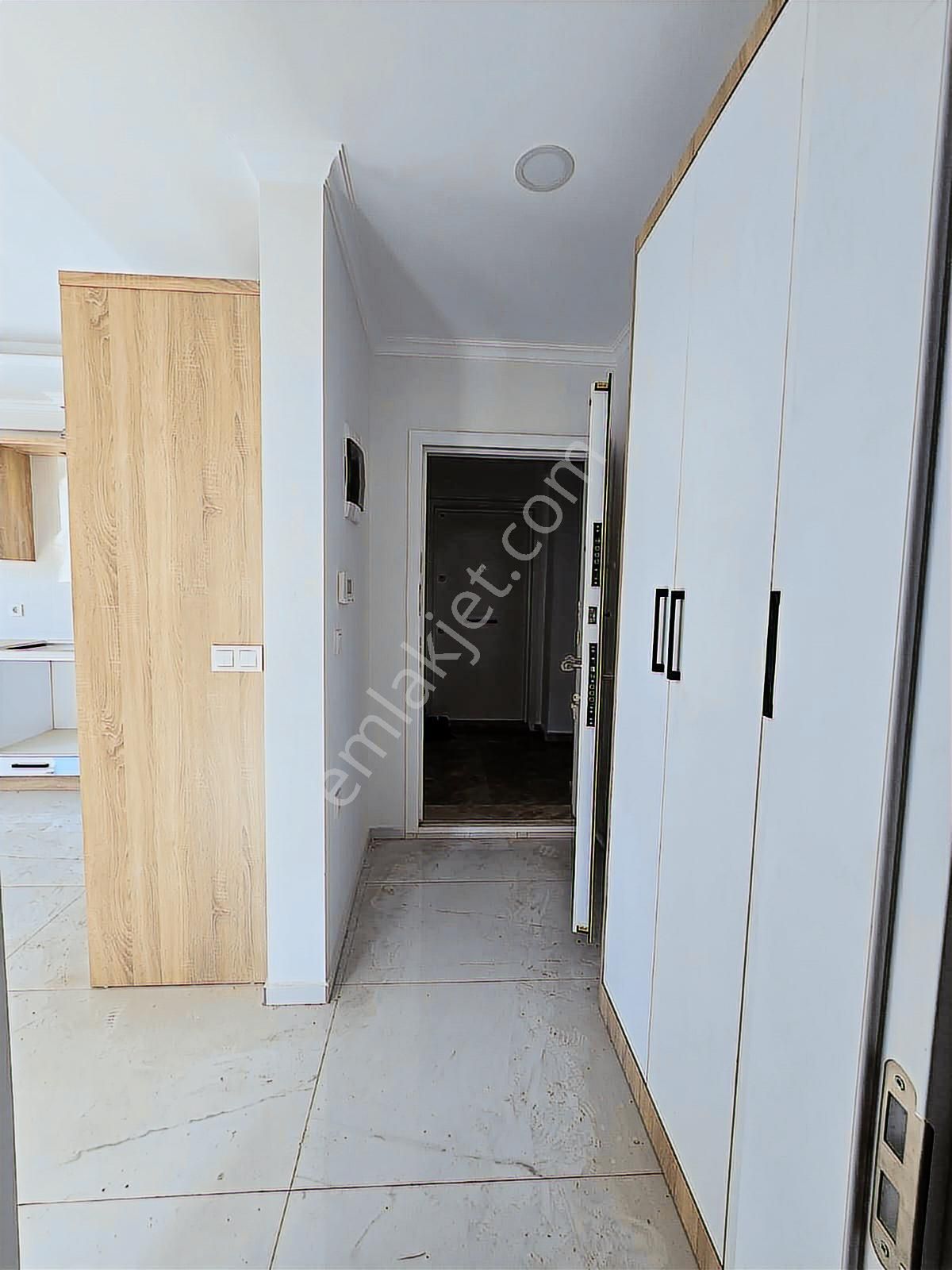 Çiğdem Emlak'tan Ortaca Merkez'de Havuzlu Satılık 1+1 Daire - Görsel 15