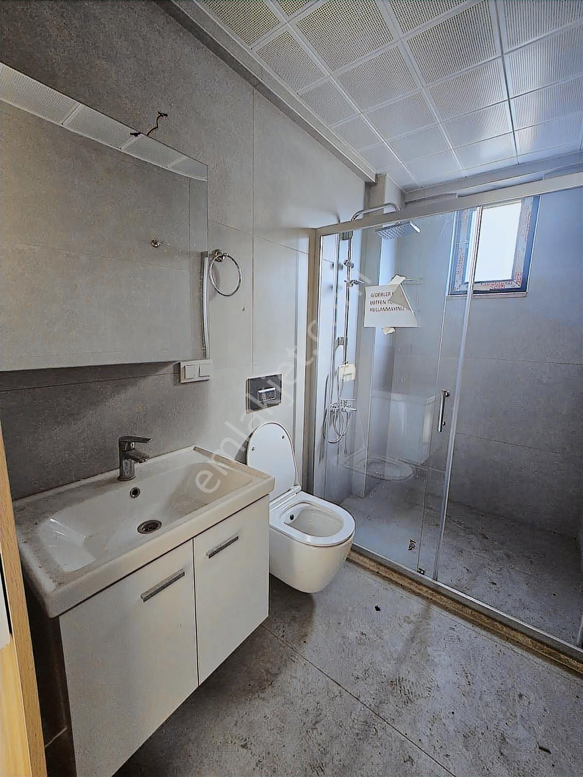 Çiğdem Emlak'tan Ortaca Merkez'de Havuzlu Satılık 1+1 Daire - Görsel 9