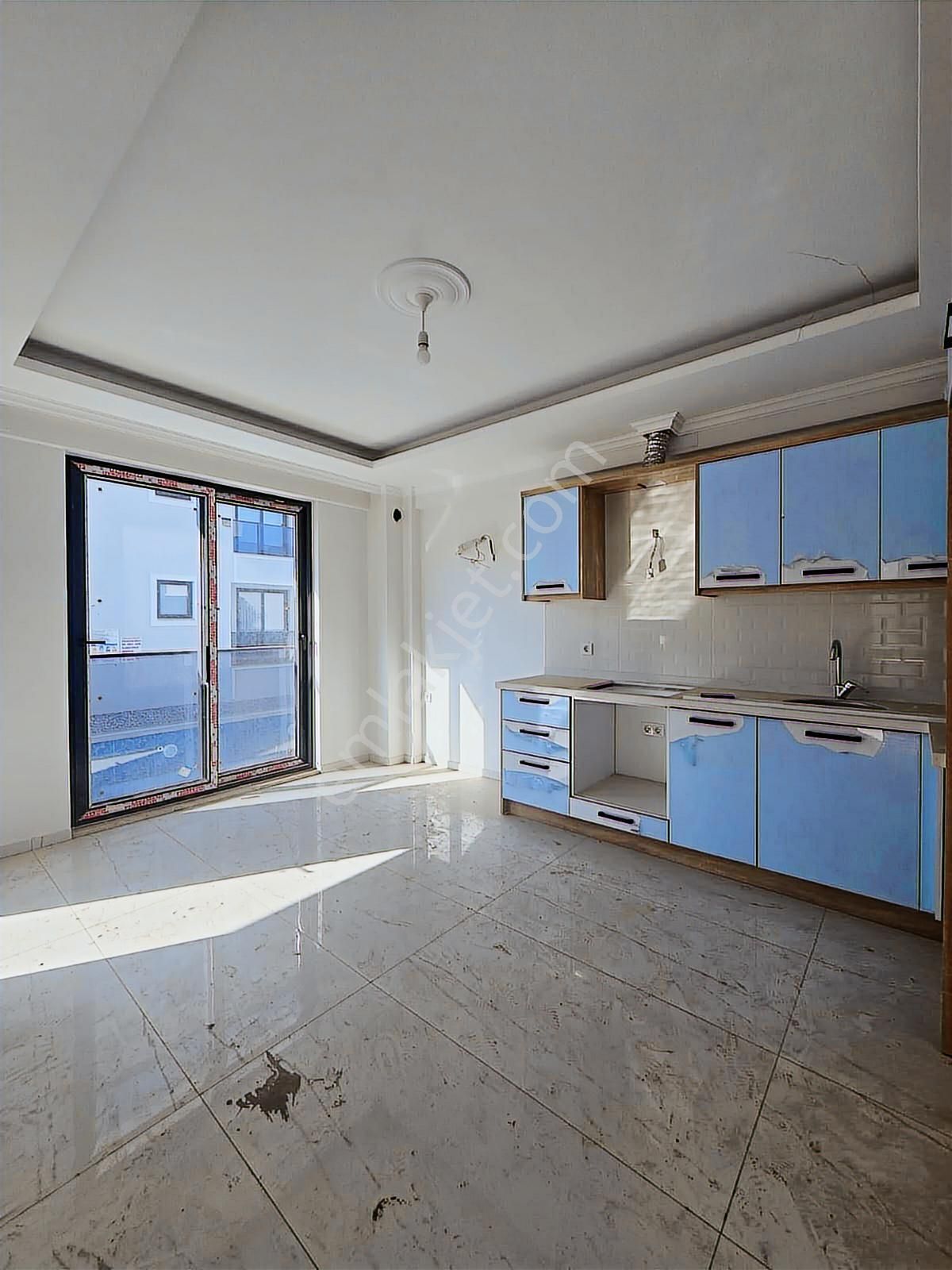 Çiğdem Emlak'tan Ortaca Merkez'de Havuzlu Satılık 1+1 Daire - Görsel 11