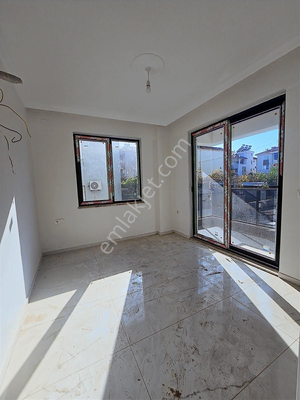 Çiğdem Emlak'tan Ortaca Merkez'de Havuzlu Satılık 1+1 Daire - Görsel 17