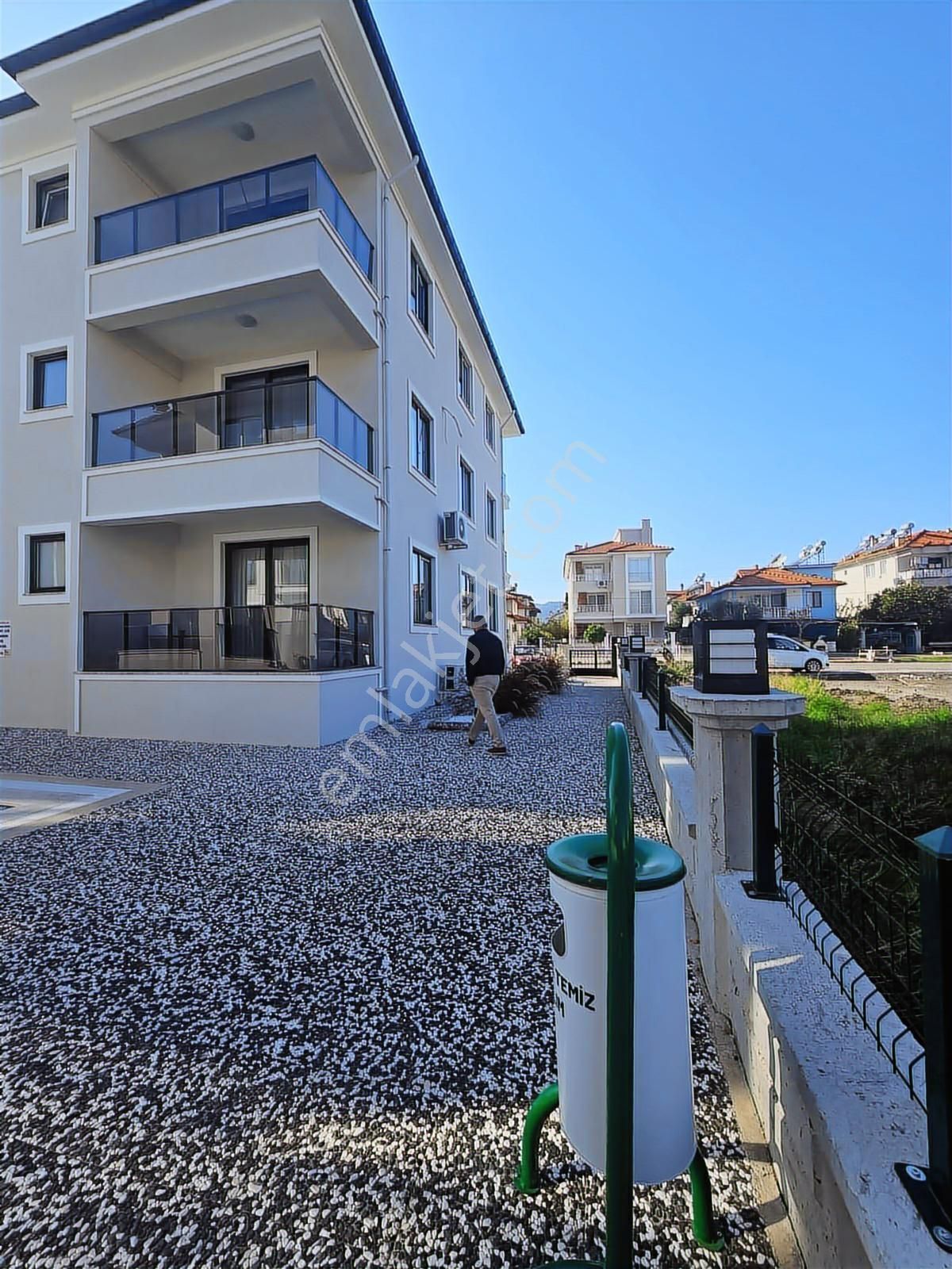 Çiğdem Emlak'tan Ortaca Merkez'de Havuzlu Satılık 1+1 Daire - Görsel 5