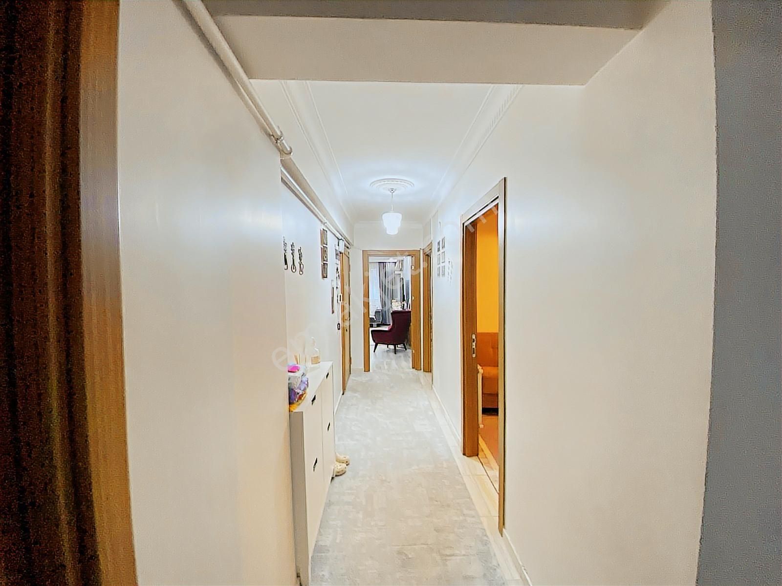 Karadeniz Mahallesinde 3+1 7 Yaşında Arakat Geniş Daire - Görsel 11