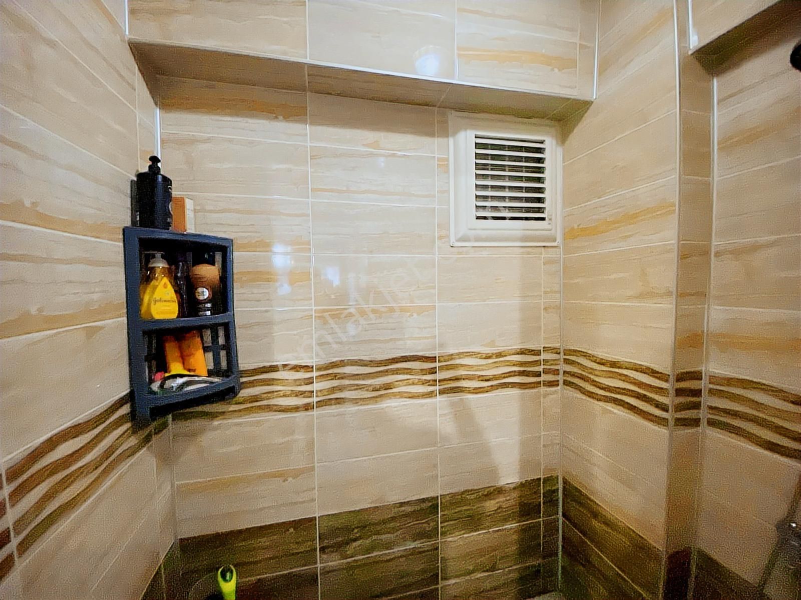 Karadeniz Mahallesinde 3+1 7 Yaşında Arakat Geniş Daire - Görsel 27