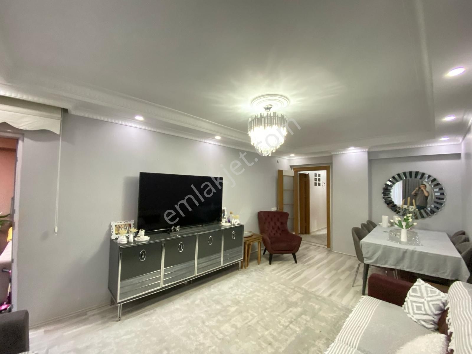 Karadeniz Mahallesinde 3+1 7 Yaşında Arakat Geniş Daire - Görsel 2