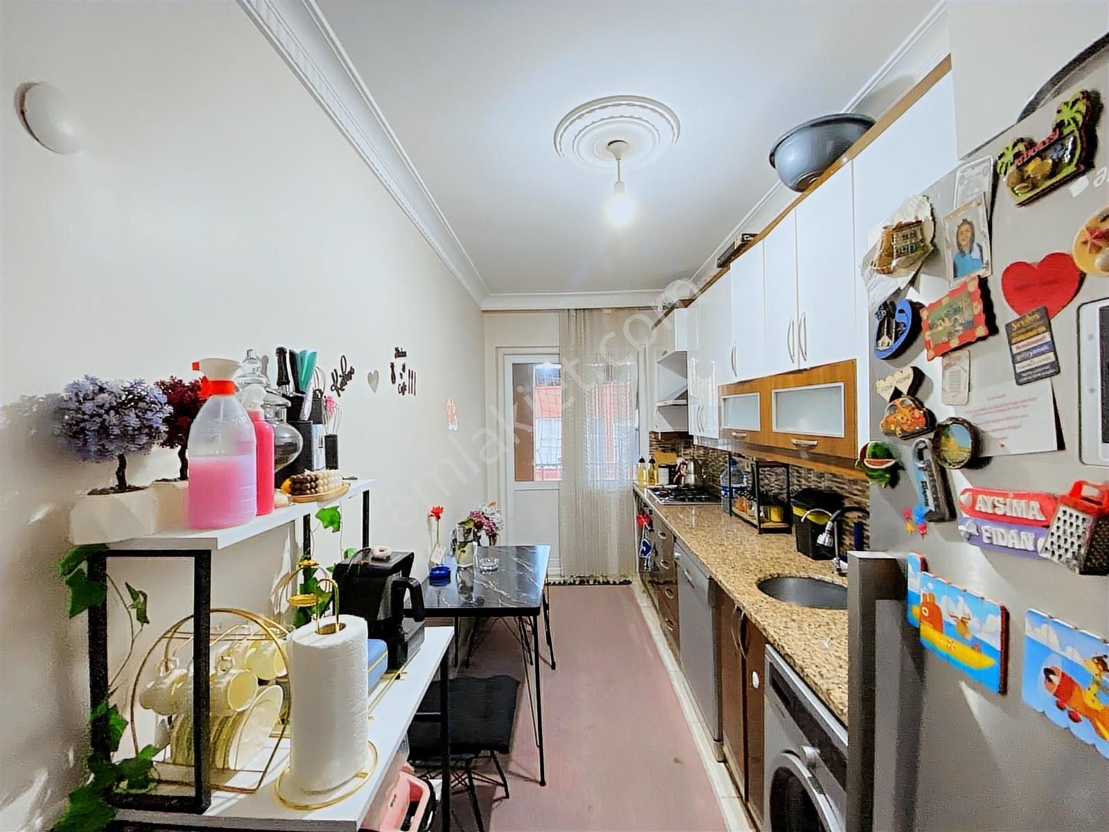 Karadeniz Mahallesinde 3+1 7 Yaşında Arakat Geniş Daire - Görsel 3