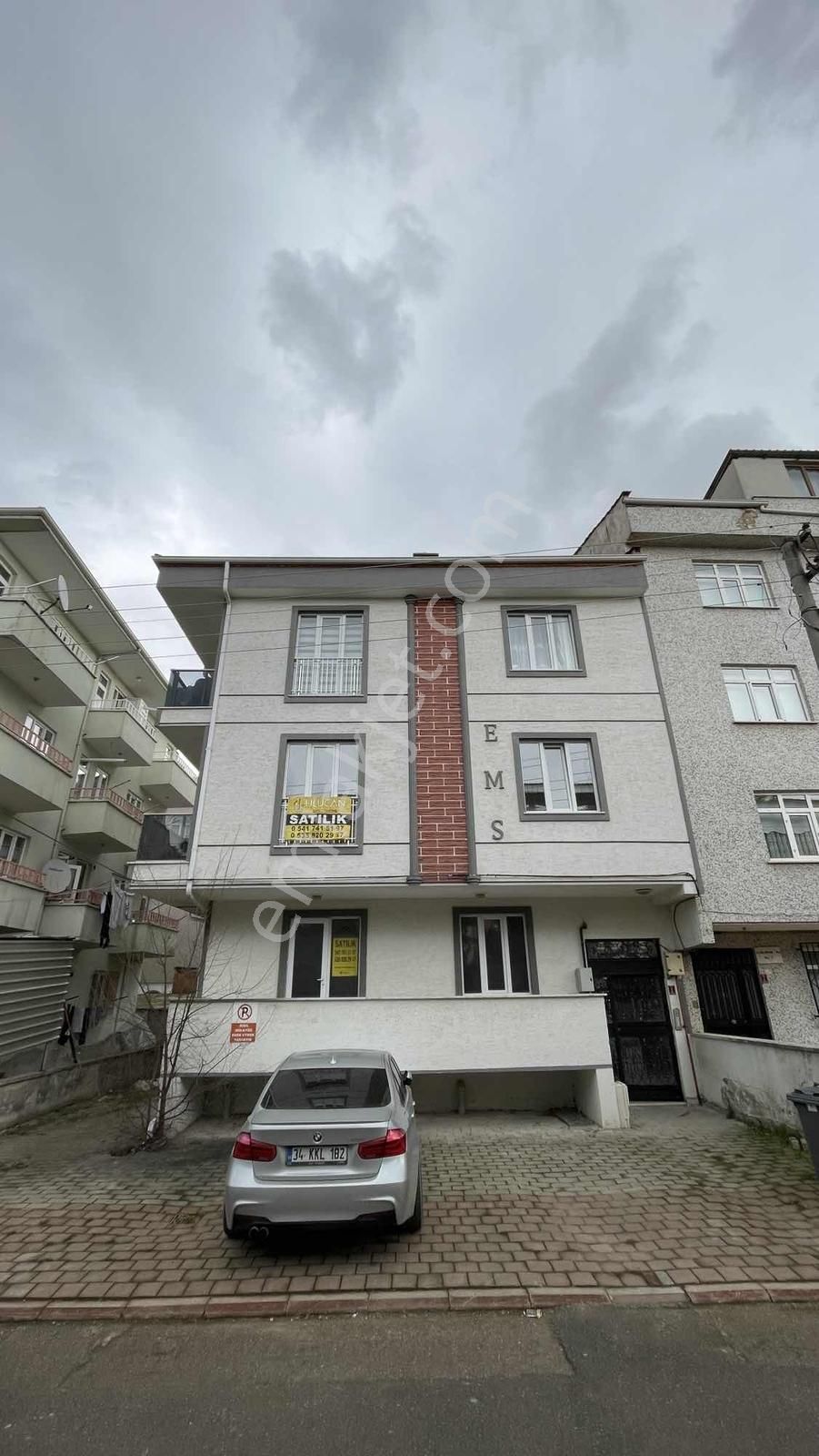 Ulucan'dan Kemalpaşa'da Ünivertsite Karşısında Kiralık Daireler
