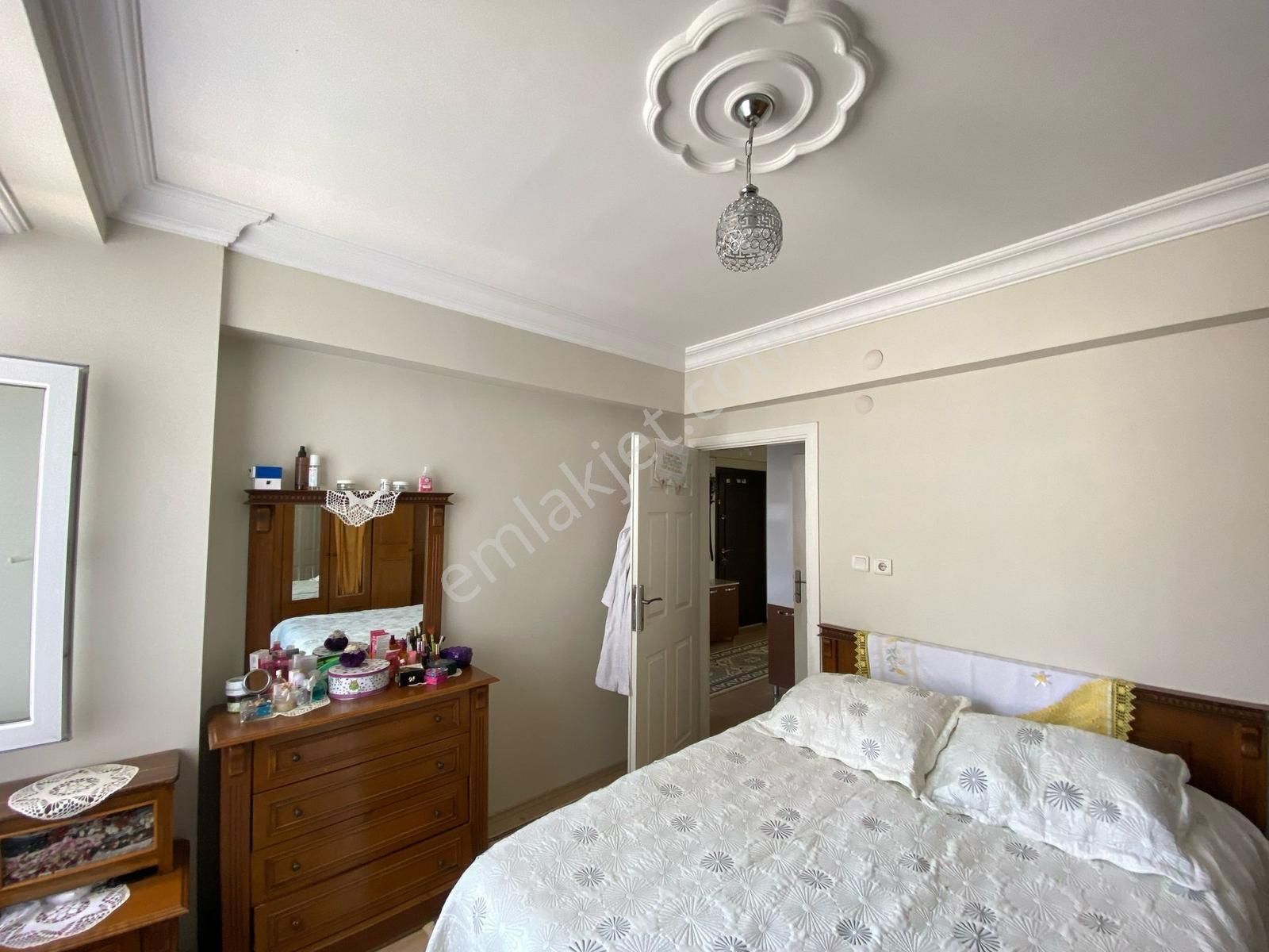 Acil Eyüpsultan'da Harika Konumda Geniş 2+1 Arakat Fırsat Daire! - Görsel 8