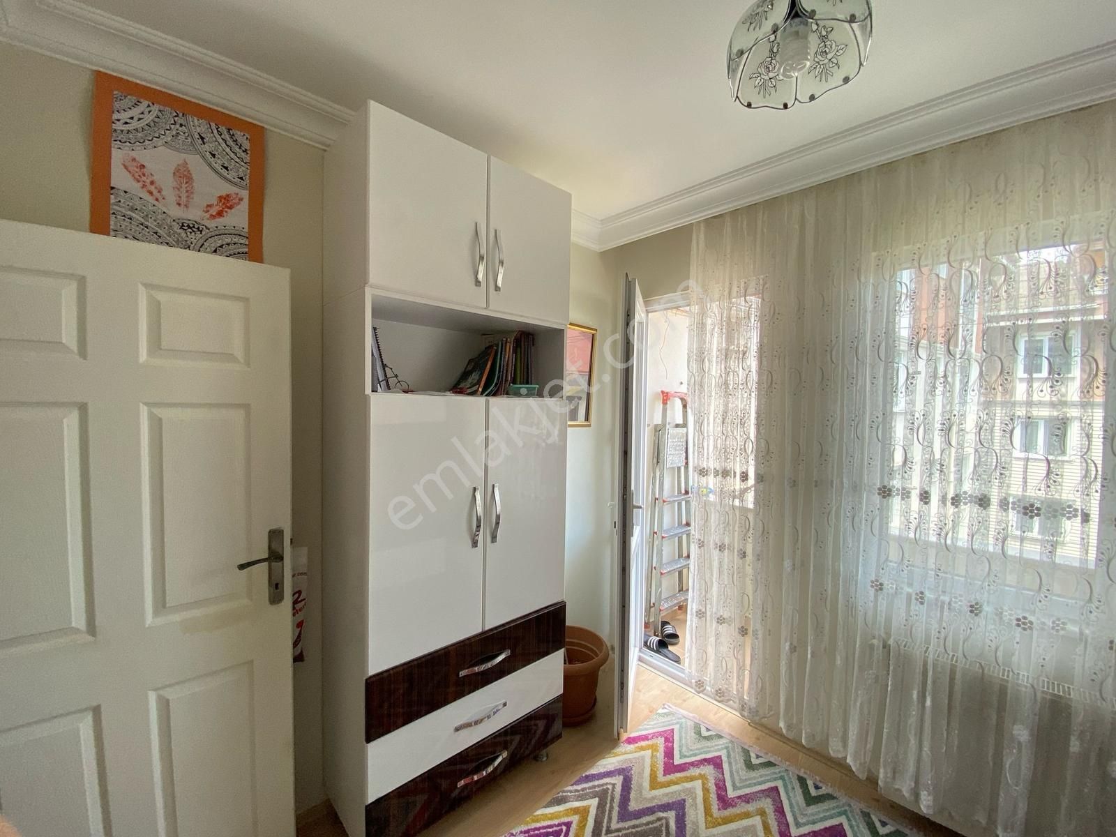 Acil Eyüpsultan'da Harika Konumda Geniş 2+1 Arakat Fırsat Daire! - Görsel 5