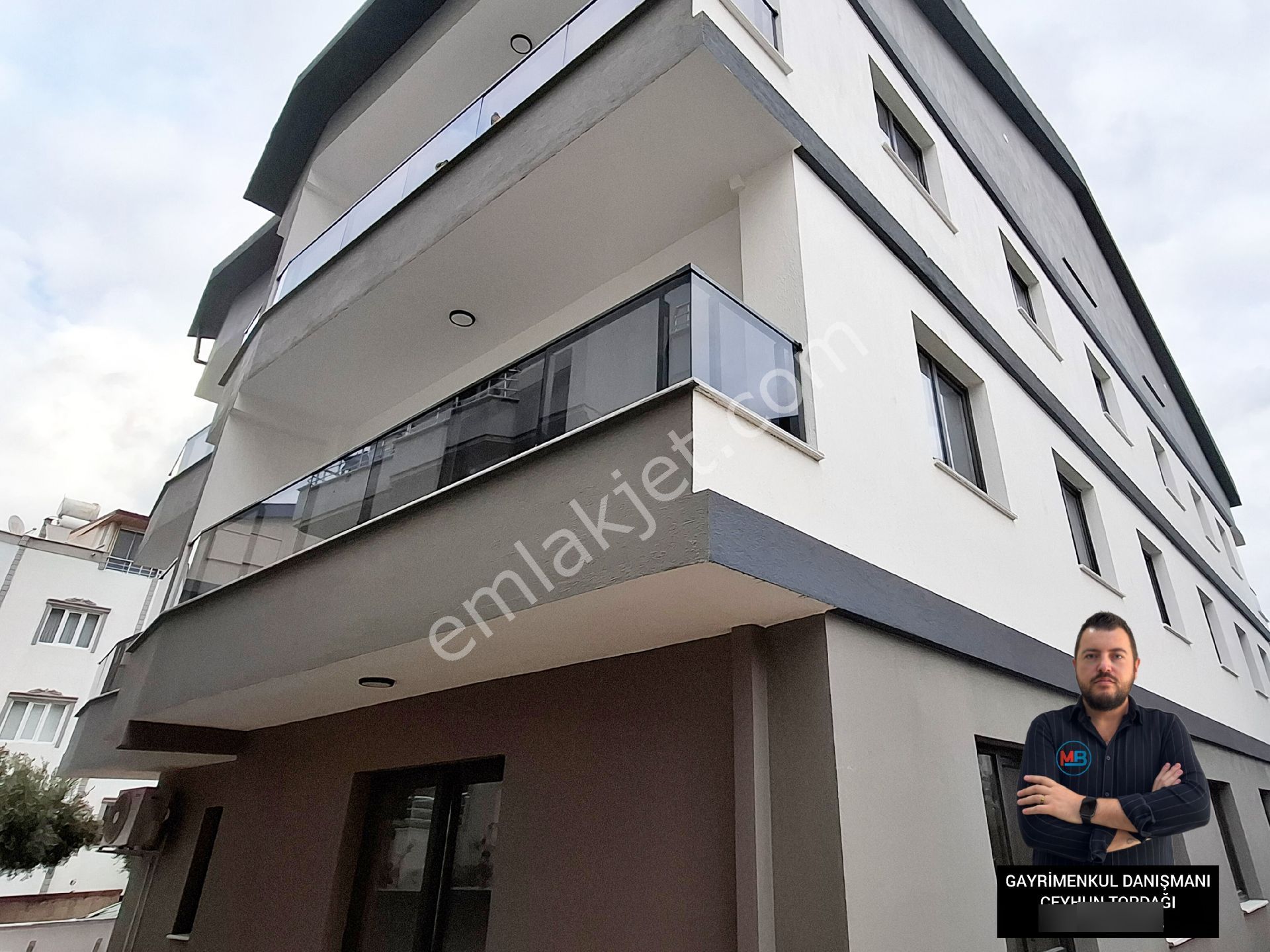 Didim'de Satılık 2+1 Orta Kat Sıfır Asansörlü Çarşı Merkeze Yakın Daire !