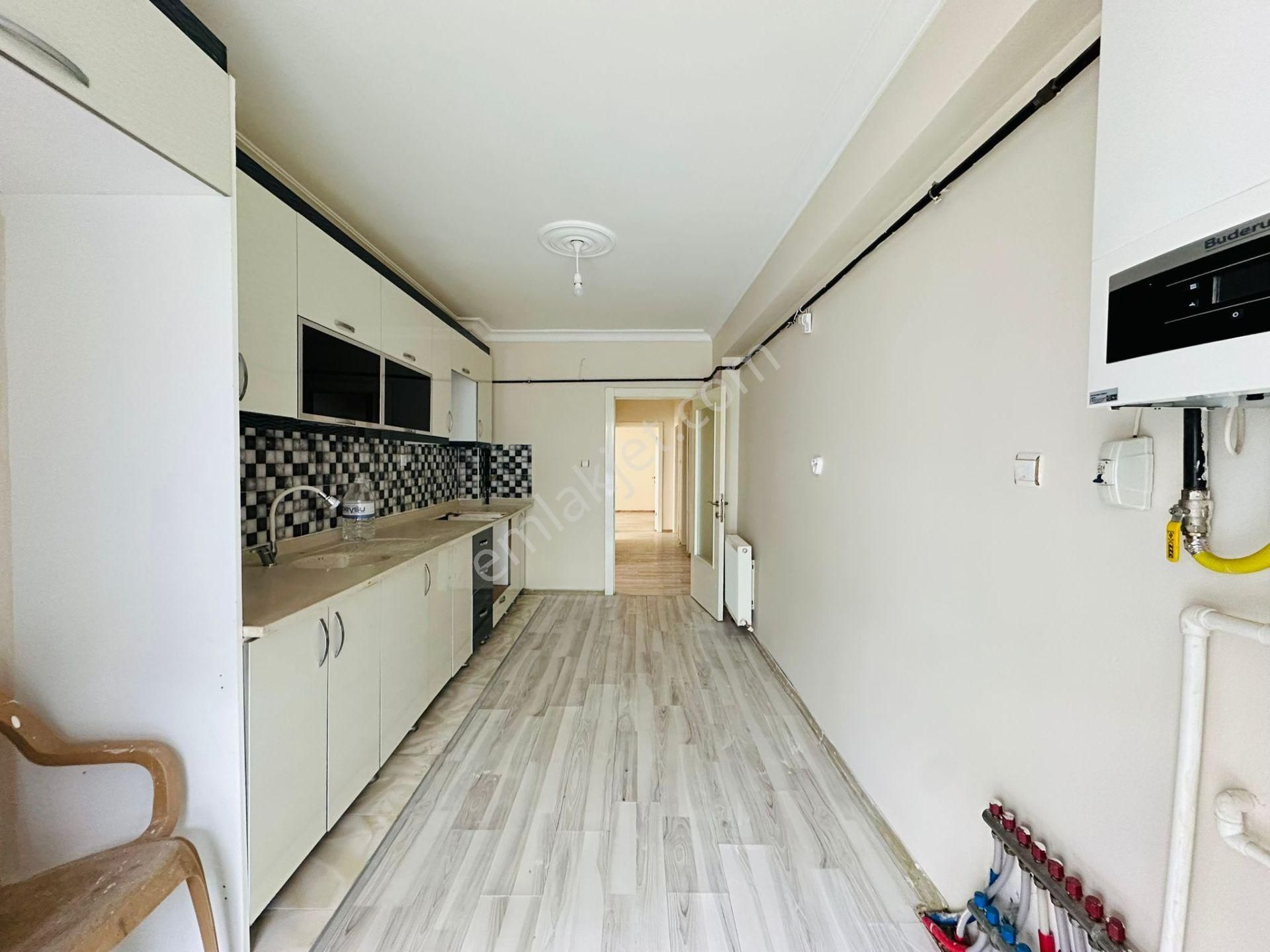 Feridunçelik'te Orhan Kemal Caddesi Yakınında Full Yapılı 3+1 Satılık Daire !! - Görsel 4