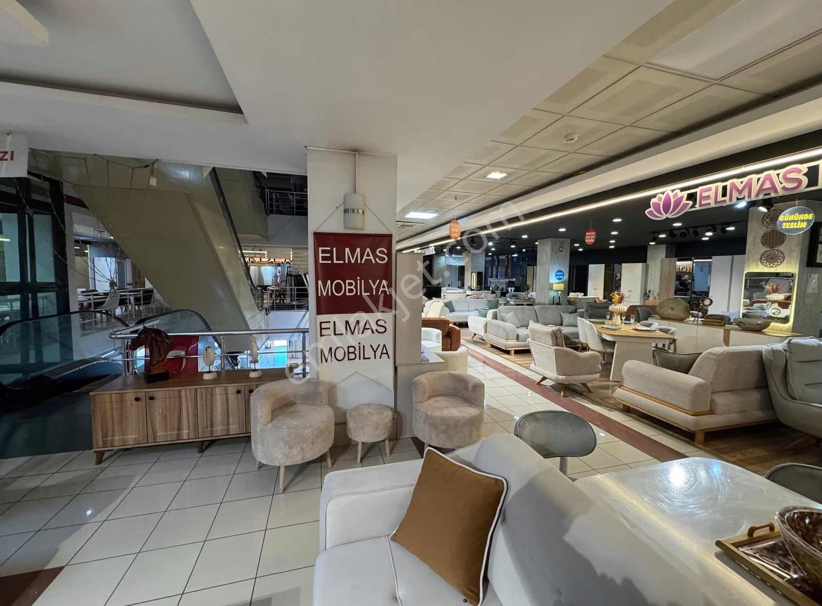 Fuar Çarşısı İçinde | İşlek Lokasyonda Devren Mobilya Mağazası - Görsel 8
