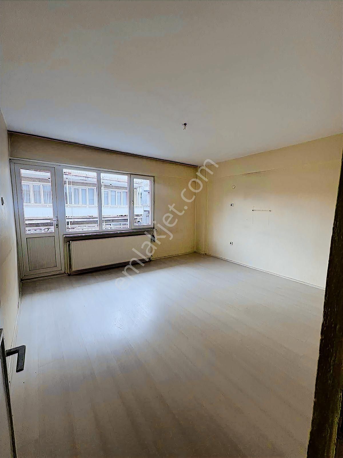 Yeşilova Ender Caddesi Kiralık 3+1 Daire - Görsel 6
