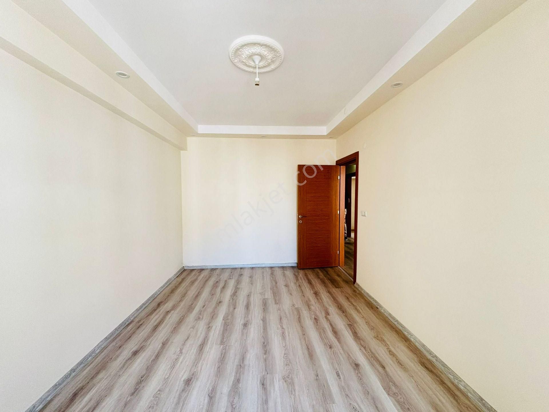 Güven'den Site İçi 7/24 Güvenlikli K.otoparklı 2+1 Arakat Daire - Görsel 9
