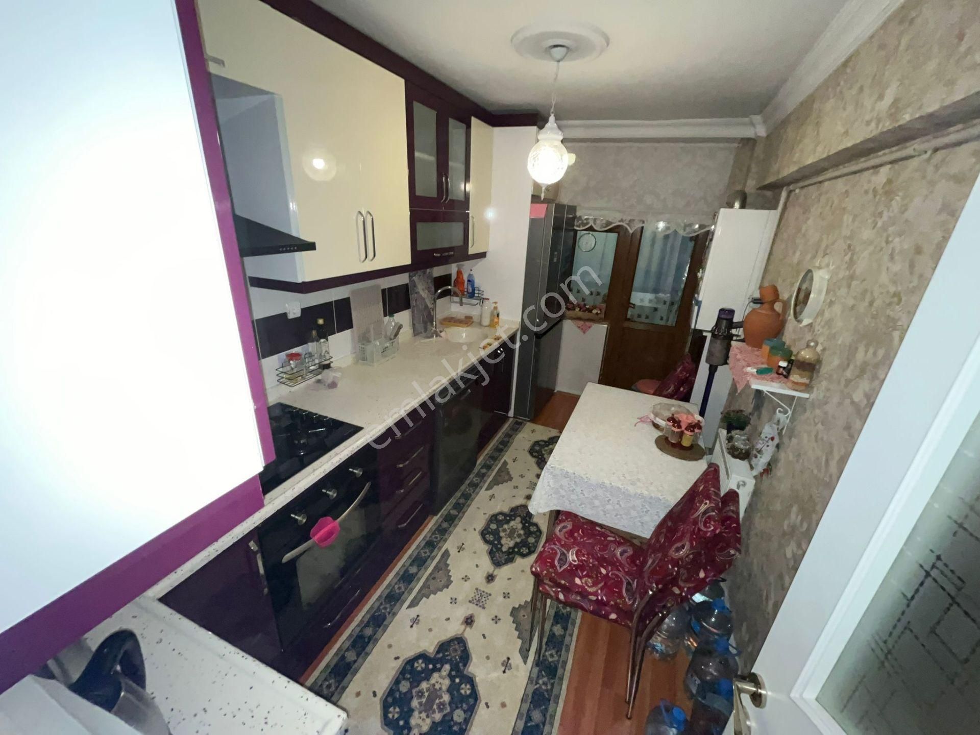 Mç Emlak'tan Akşemsettin Mahallesin'de 3+1 Satılık Daire - Görsel 2