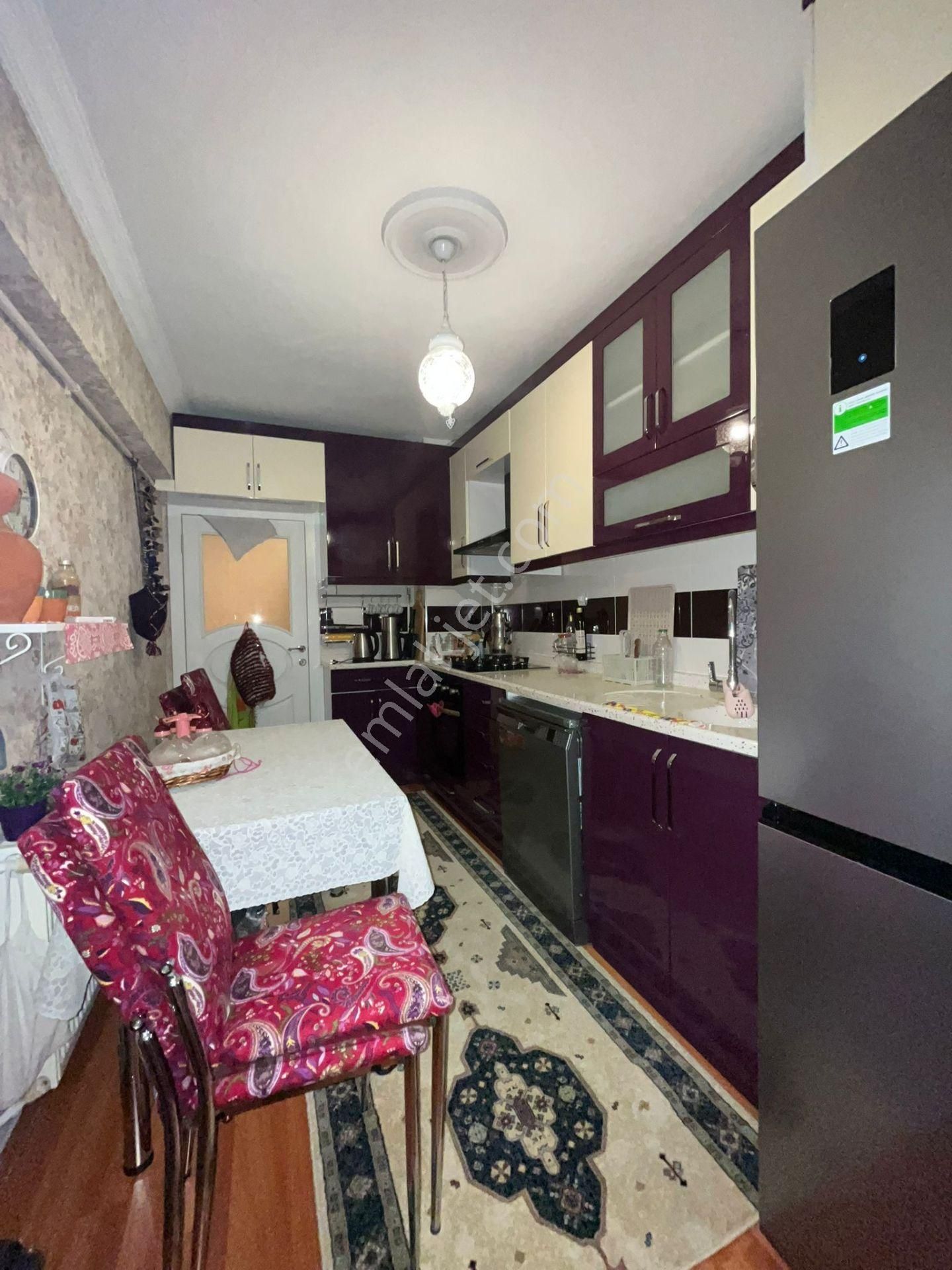 Mç Emlak'tan Akşemsettin Mahallesin'de 3+1 Satılık Daire - Görsel 3