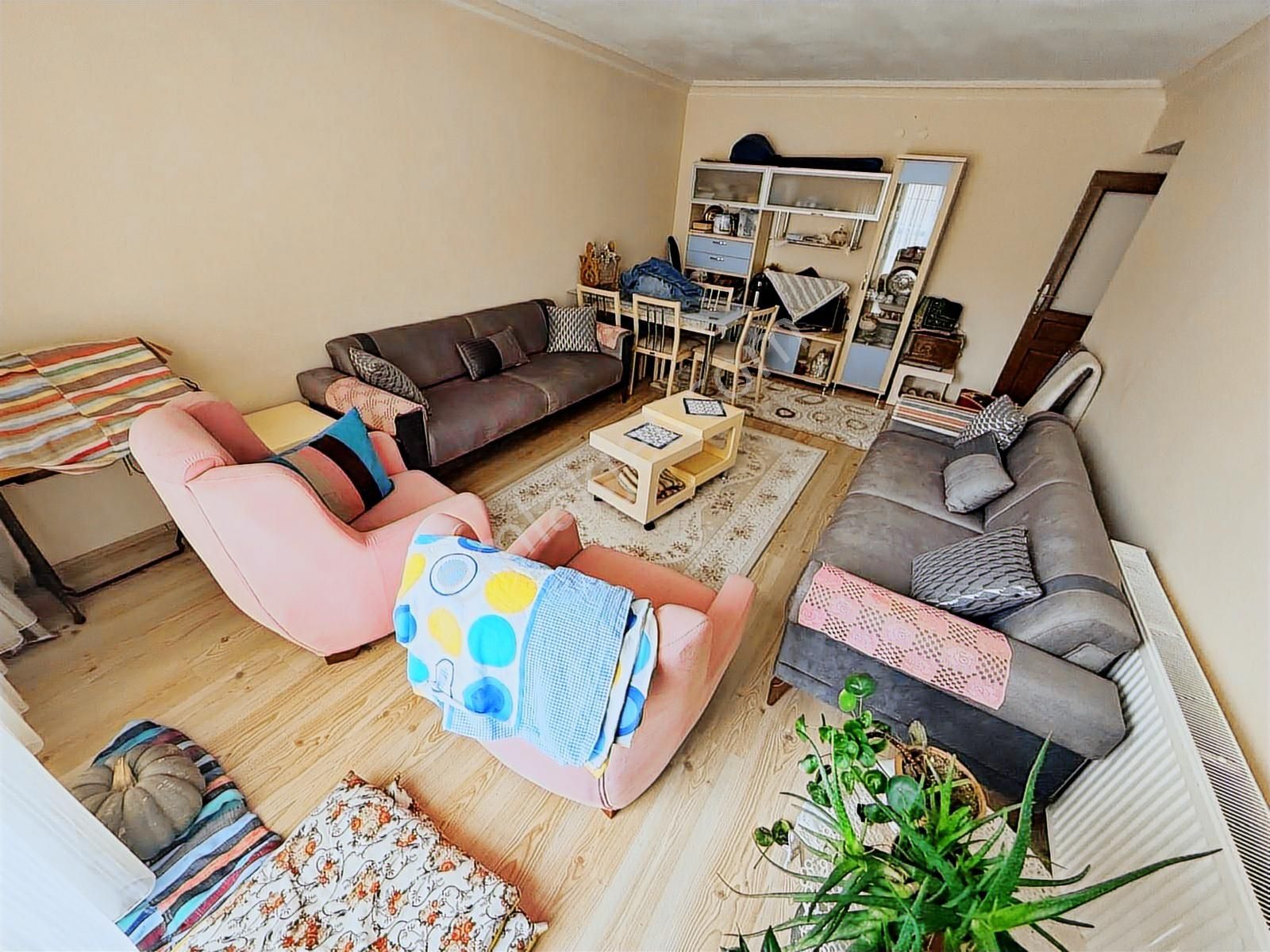 Yuvam'dan Merkezi Konumda Altında Daire Olan 3+1 Geniş Daire - Görsel 10