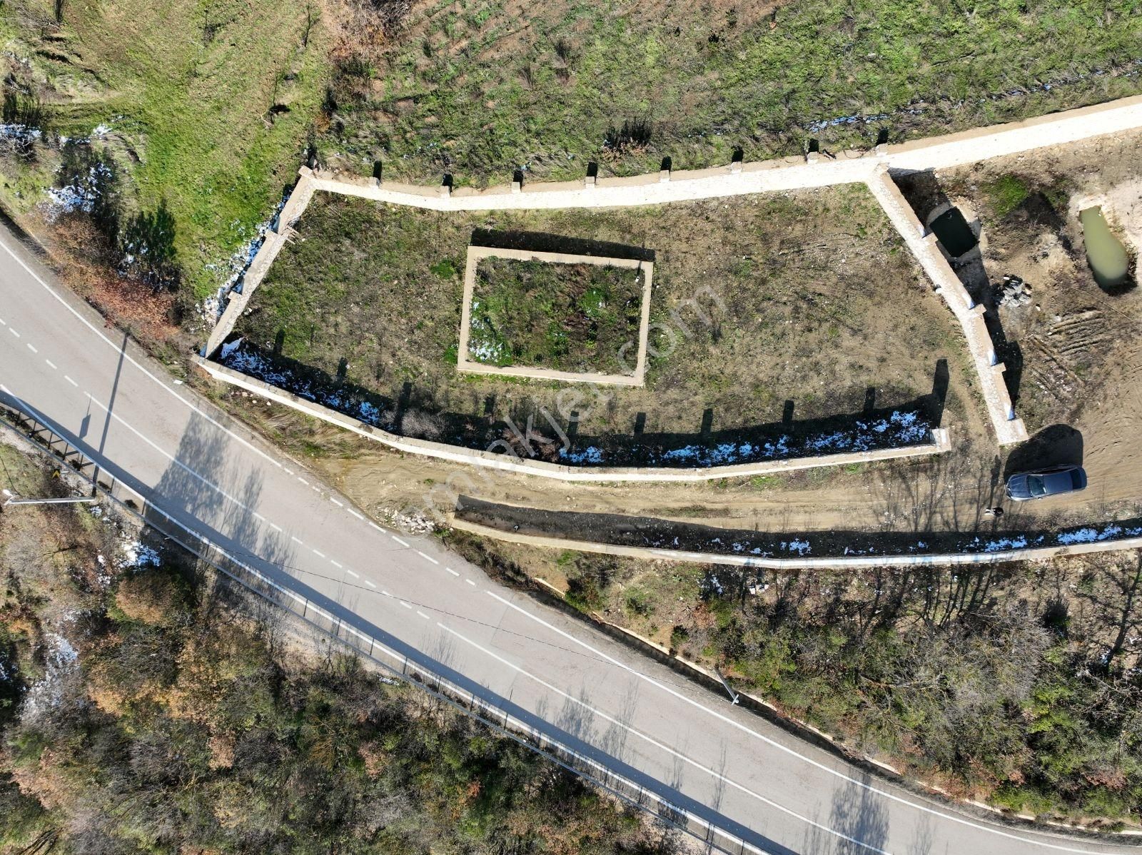Lookhause'dan İnegazı Asfaltına Cephe 1800m² Bahçe - Görsel 11