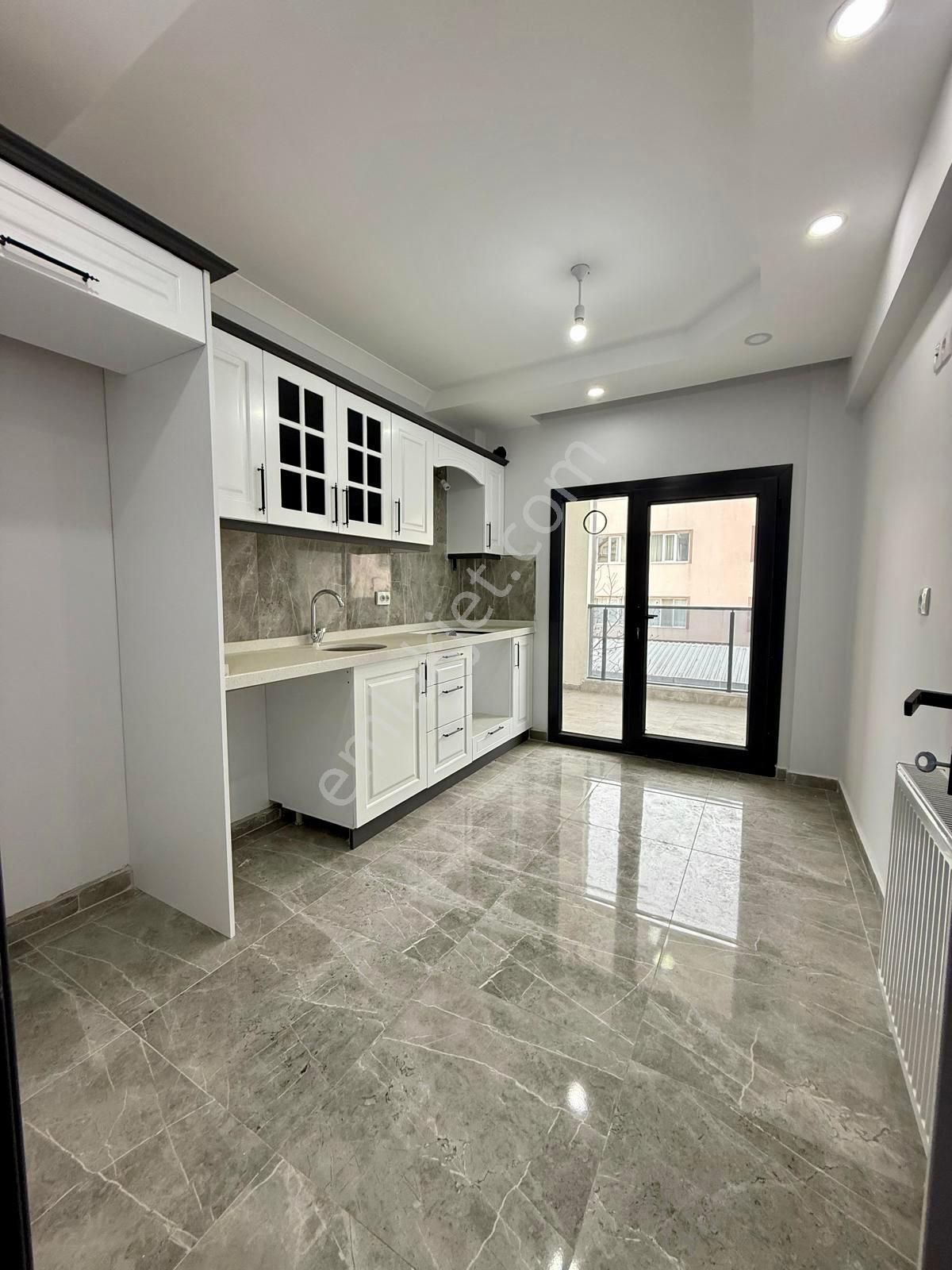Hatip Mah. 2+1 95m2 Yatırımlık Satılık Daire