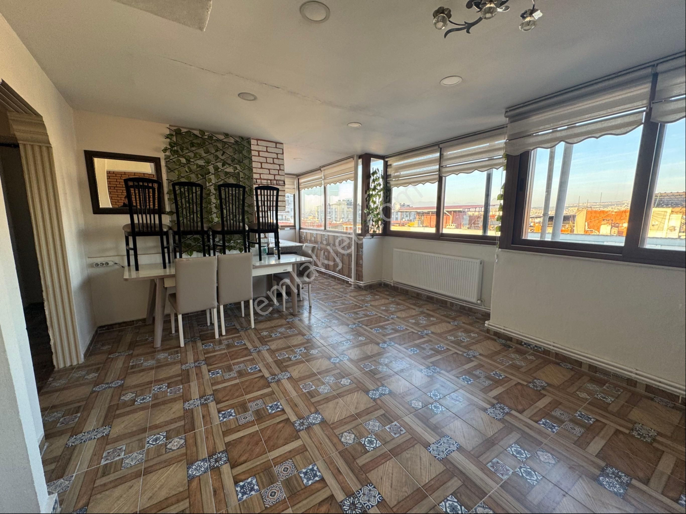 Fırsat!! Buca Yeşilbağlar Mah. 2+1 90 M2. Doğalgazlı Satılık Daire