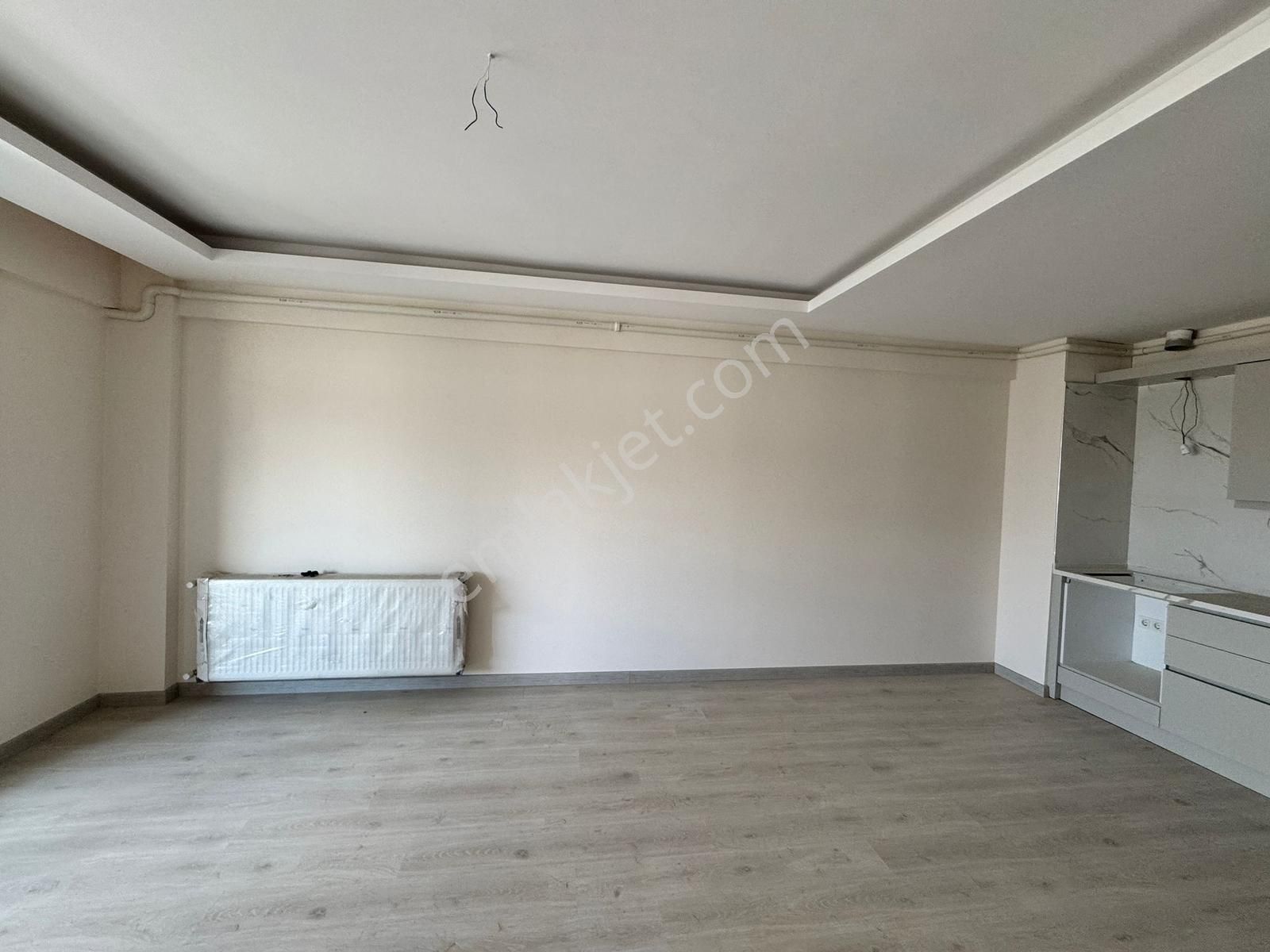 Kaçmazer'den Merkezi Konumda Kiralık 1+1 Daire - Görsel 3